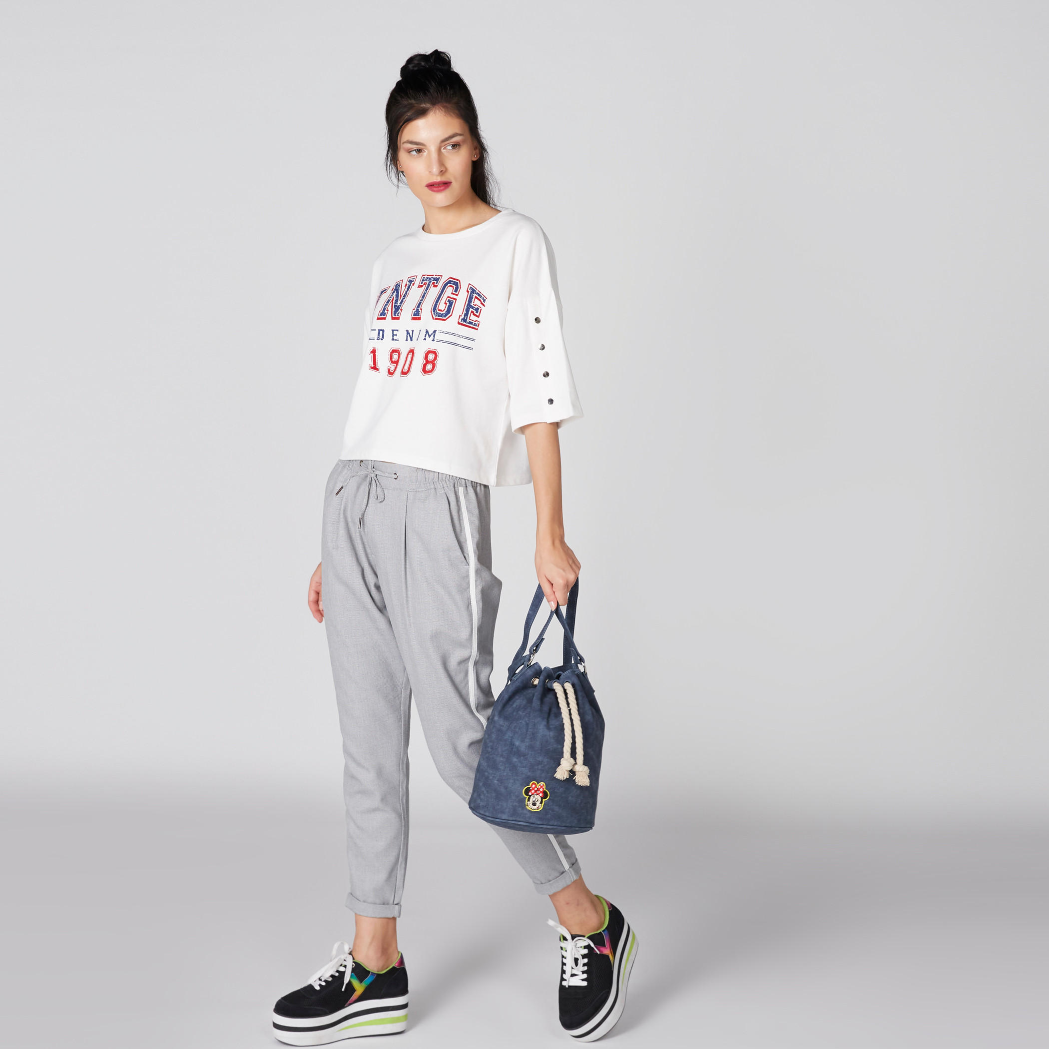 بنطال بخصر مطّاطي وجيوب-women-clothing-bottoms-trousers-image-3