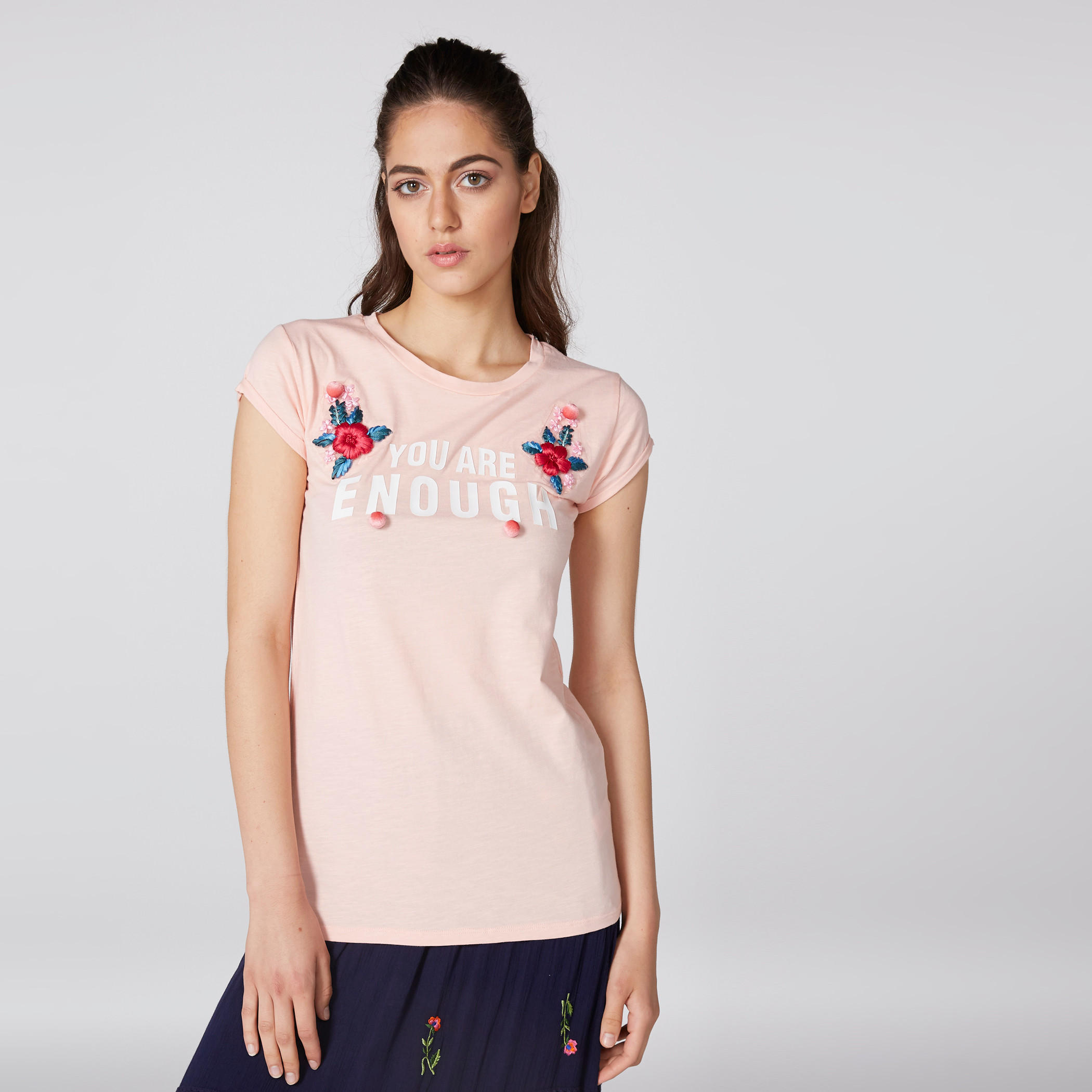 تيشيرت مطرز بياقة مستديرة من لي كوبر-women-clothing-tshirts-image-1
