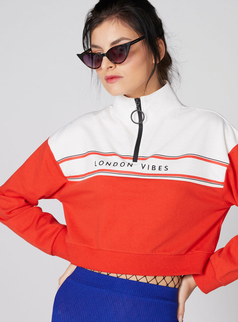 سويت شيرت بياقة عالية وأكمام طويلة وطبعات-women-winterwear-hoodiesandsweatshirts-sweatshirts-image-4