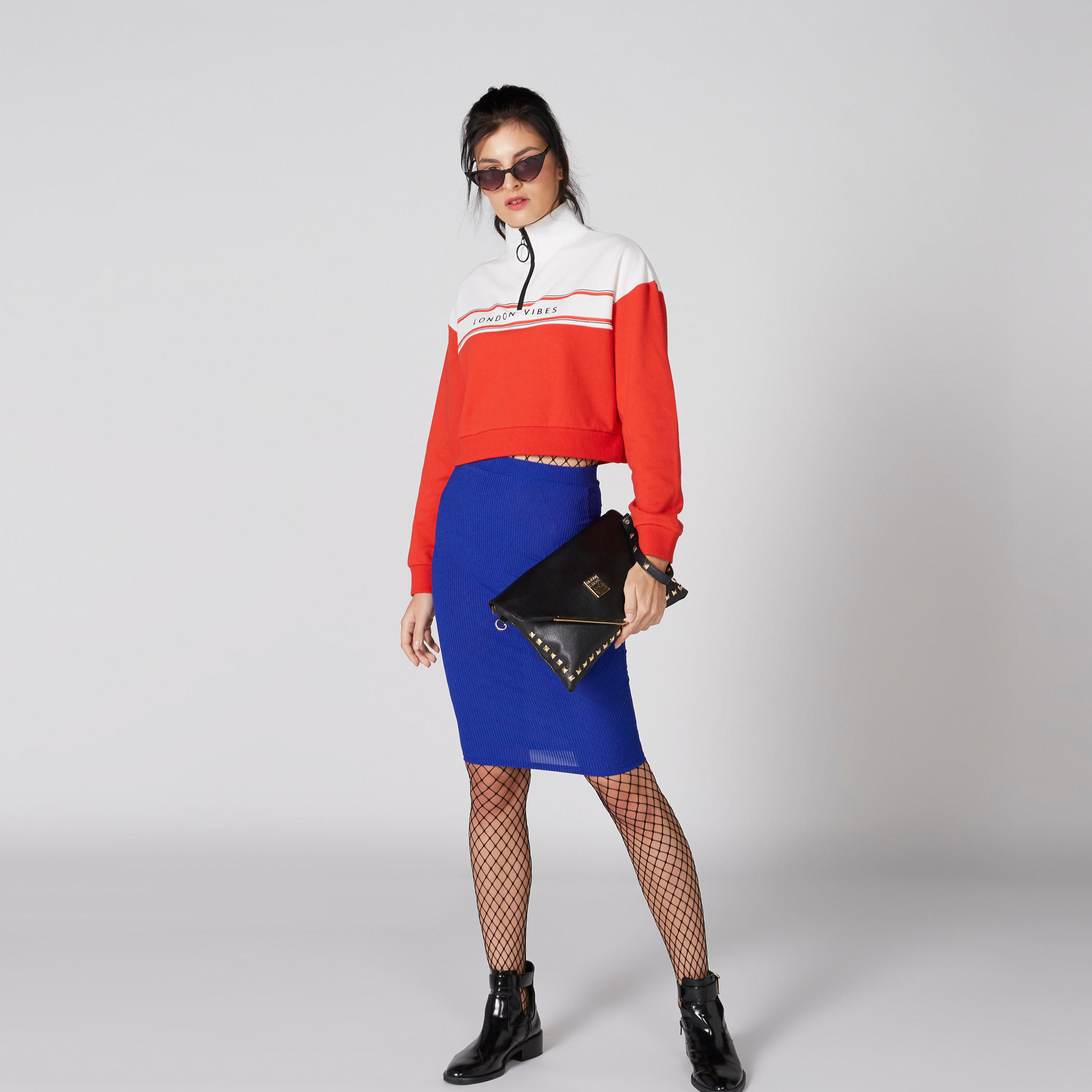 سويت شيرت بياقة عالية وأكمام طويلة وطبعات-women-winterwear-hoodiesandsweatshirts-sweatshirts-image-2