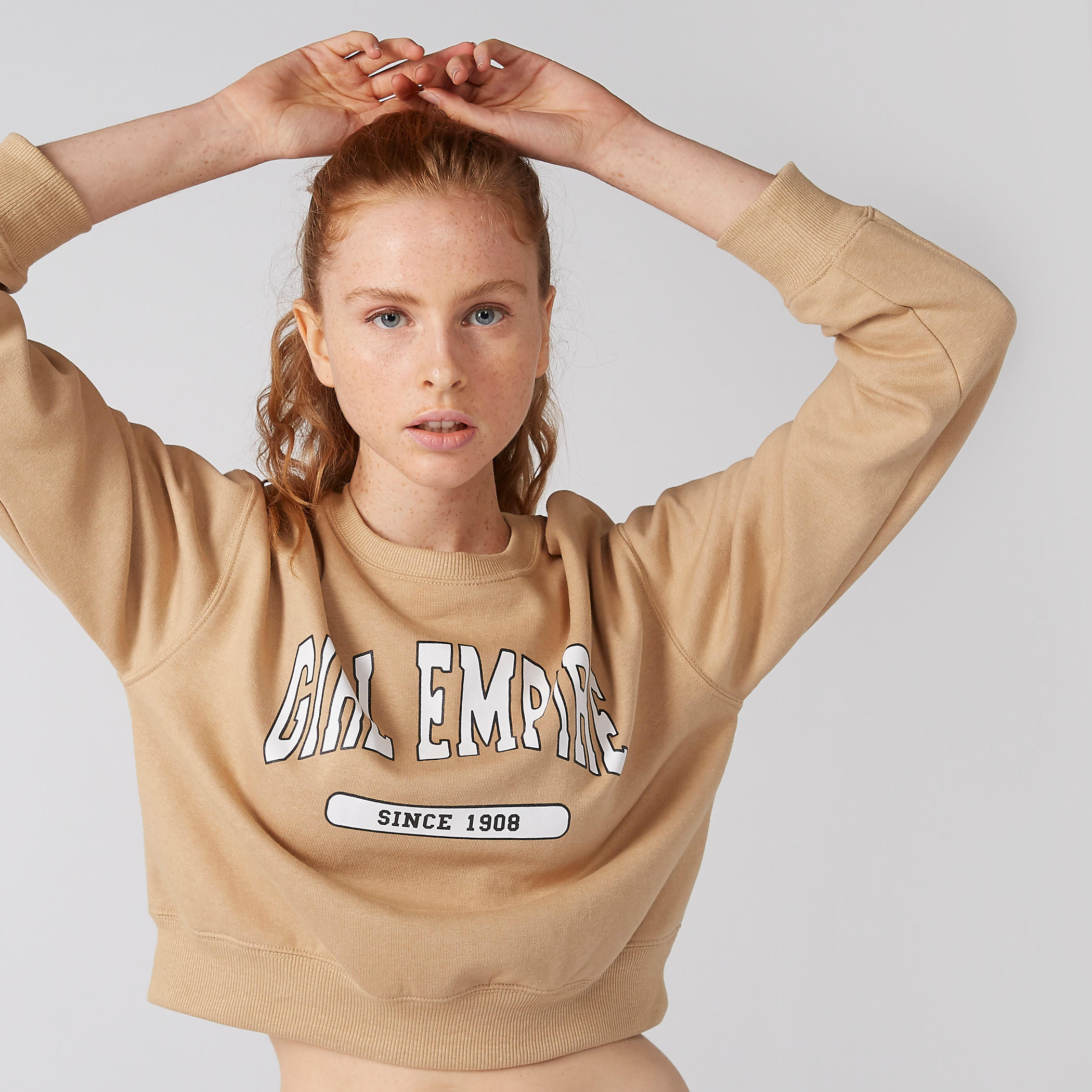 Printed Crop Sweatshirt with Crew Neck and Long Sleeves-women-winterwear-hoodiesandsweatshirts-sweatshirts-image-2