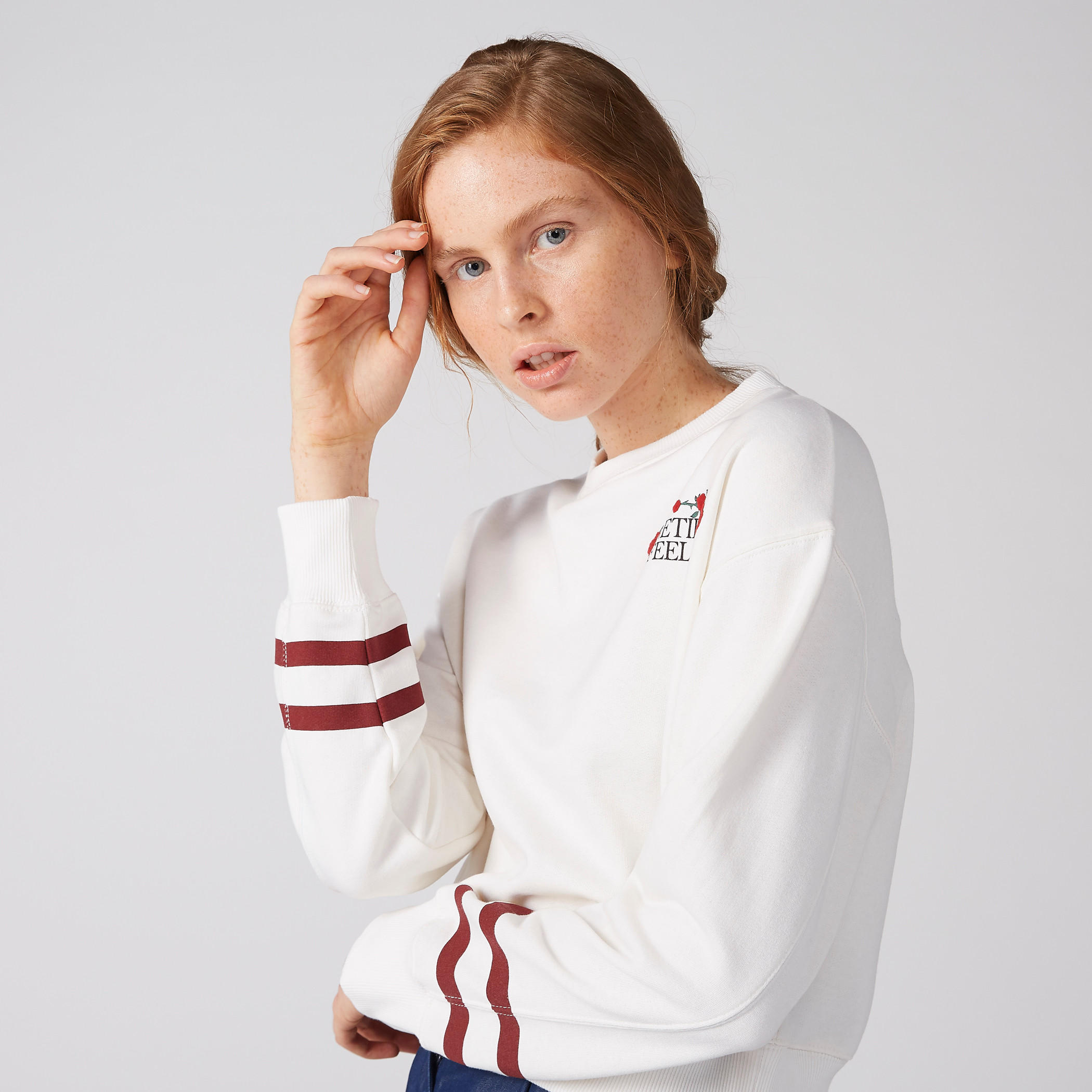 سويت شيرت بنقش مطبوع وياقة مستديرة وأكمام طويلة-women-winterwear-hoodiesandsweatshirts-sweatshirts-image-4