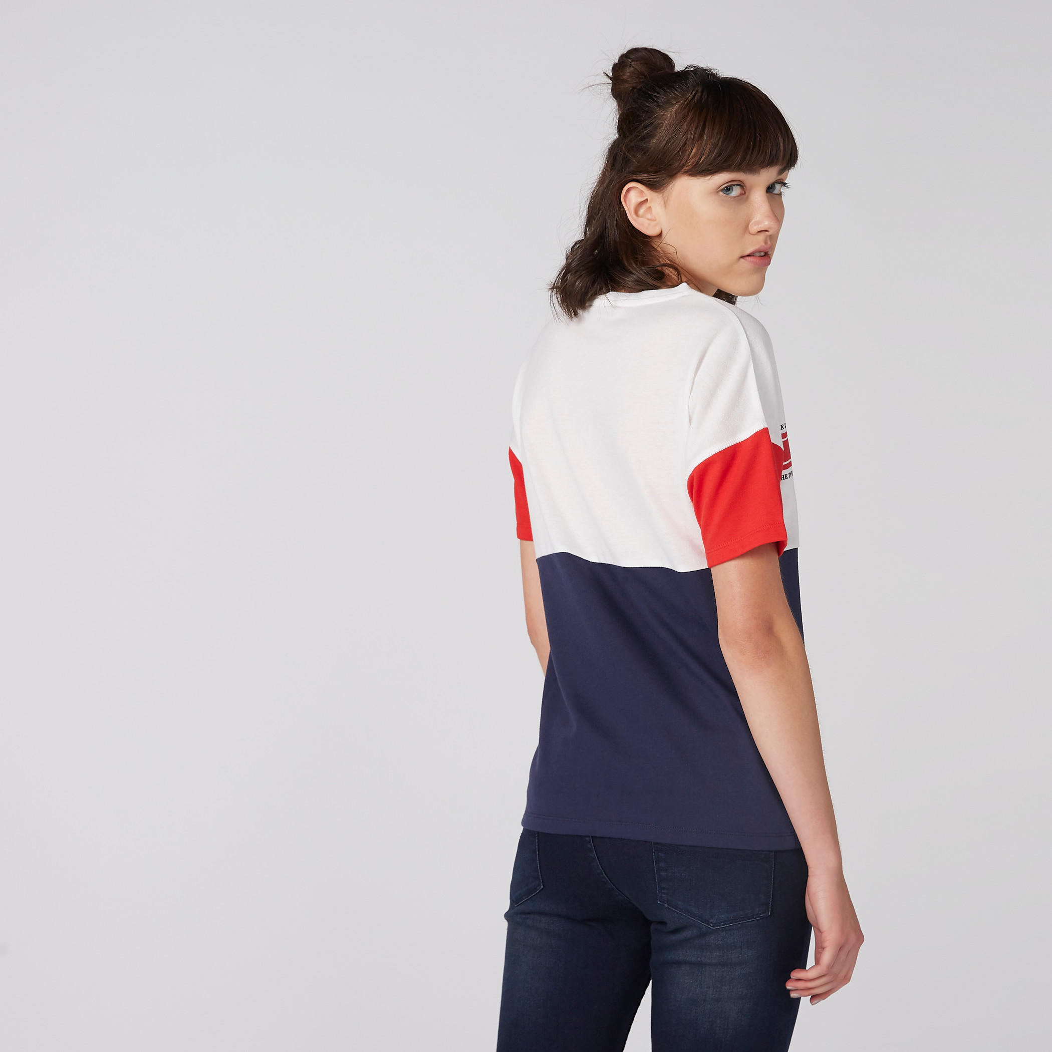 تيشيرت بنقش مطبوع وياقة مستديرة وأكمام قصيرة من لي كوبر-women-clothing-tshirts-image-3