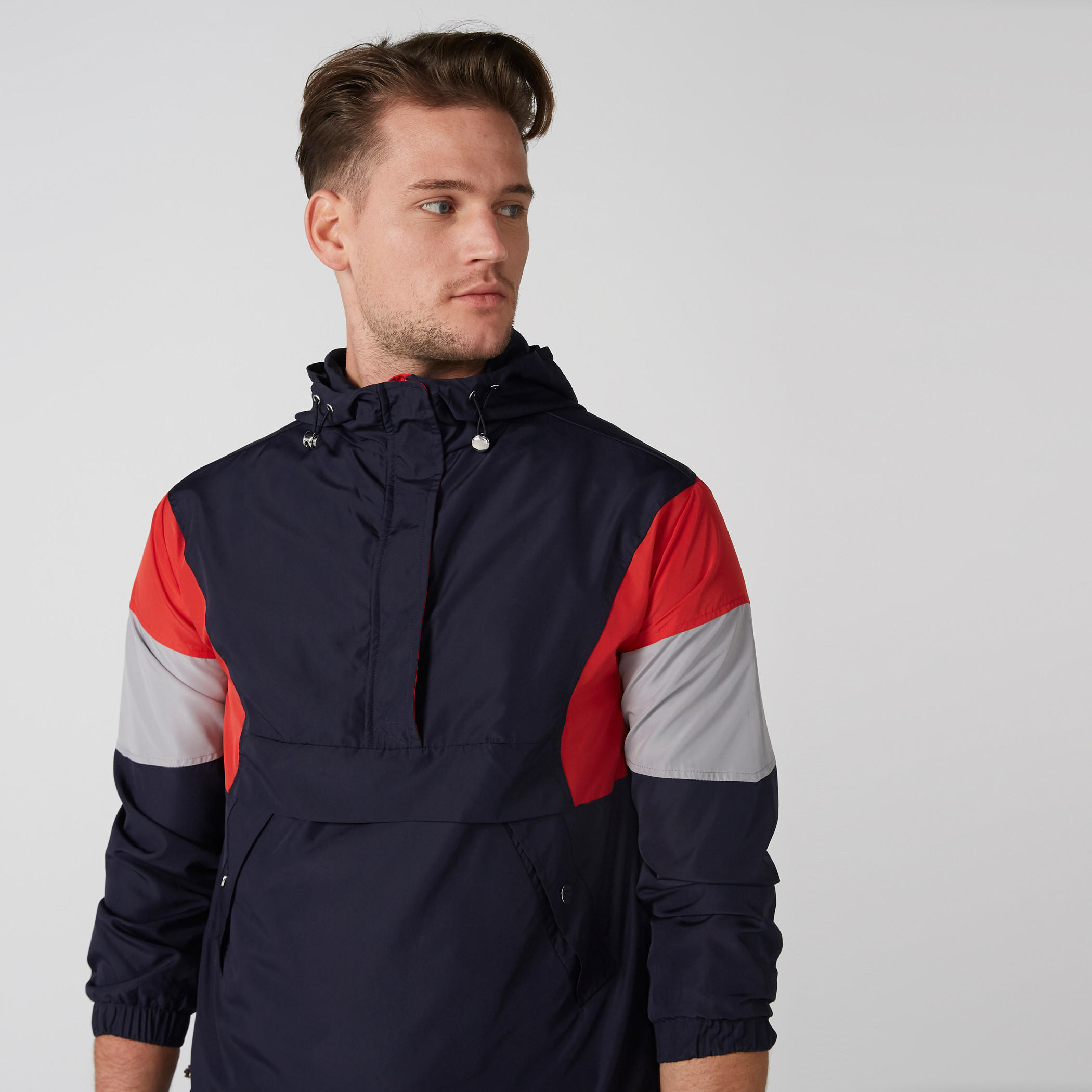 جاكيت بقبّعة وأكمام طويلة وجيوب-men-clothing-jacketsandblazers-jackets-image-2