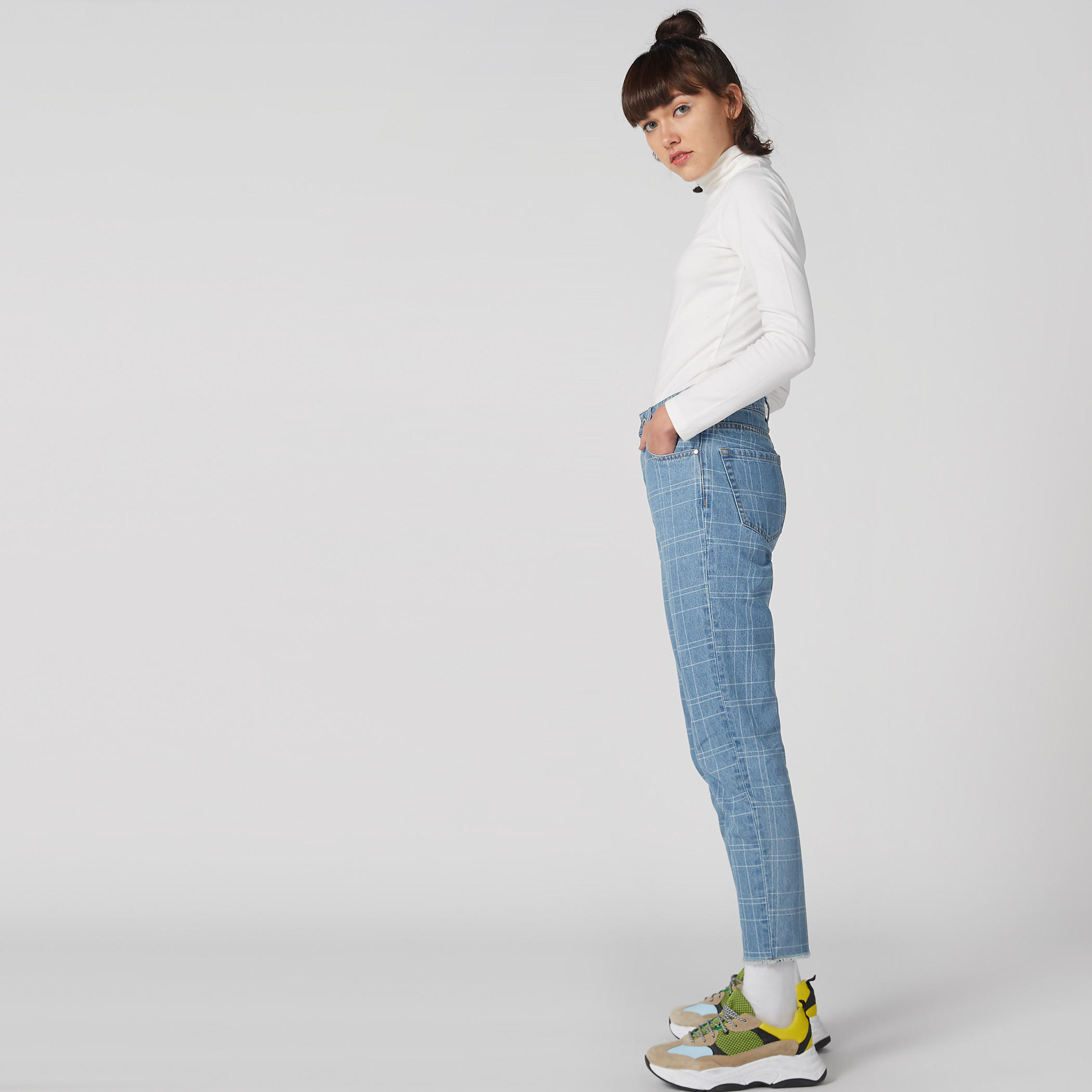 بِنطال جينز كاروهات طويل بزر إغلاق وجيوب-women-clothing-bottoms-jeans-image-4