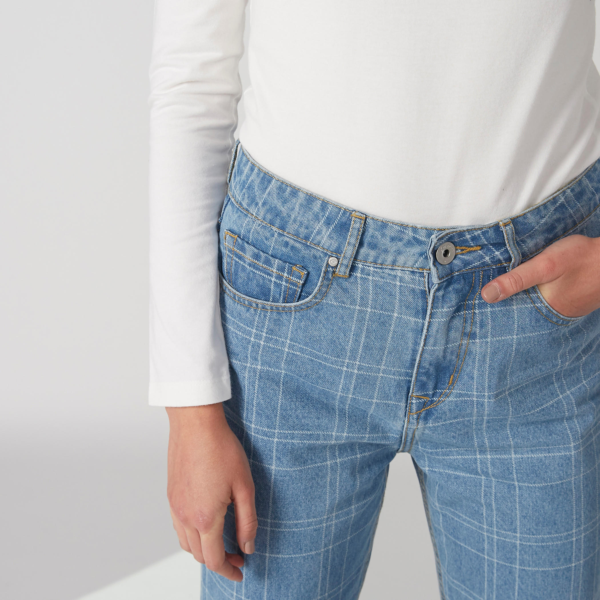 Chequered Full Length Jeans with Button Closure and Pocket Detail-women-clothing-bottoms-jeans-image-5