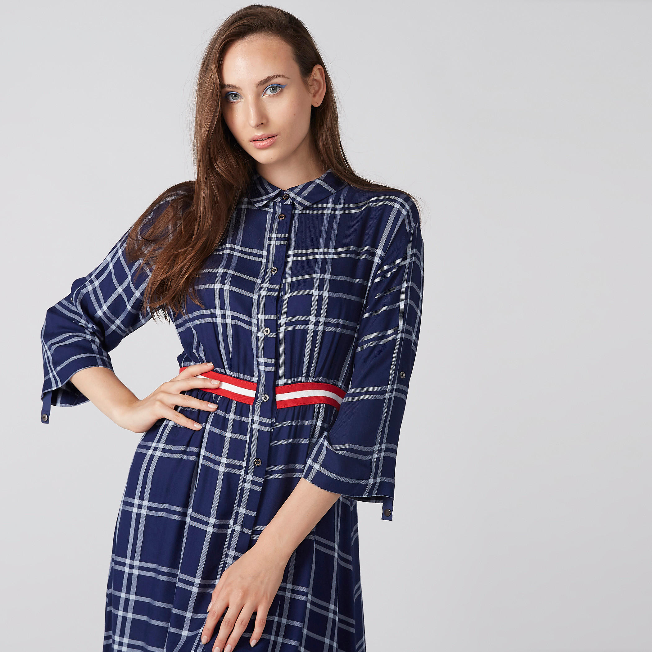 فستان قميص كاروهات متوسط الطول بأكمام 3/4 من لي كوبر-women-clothing-dresses-image-2