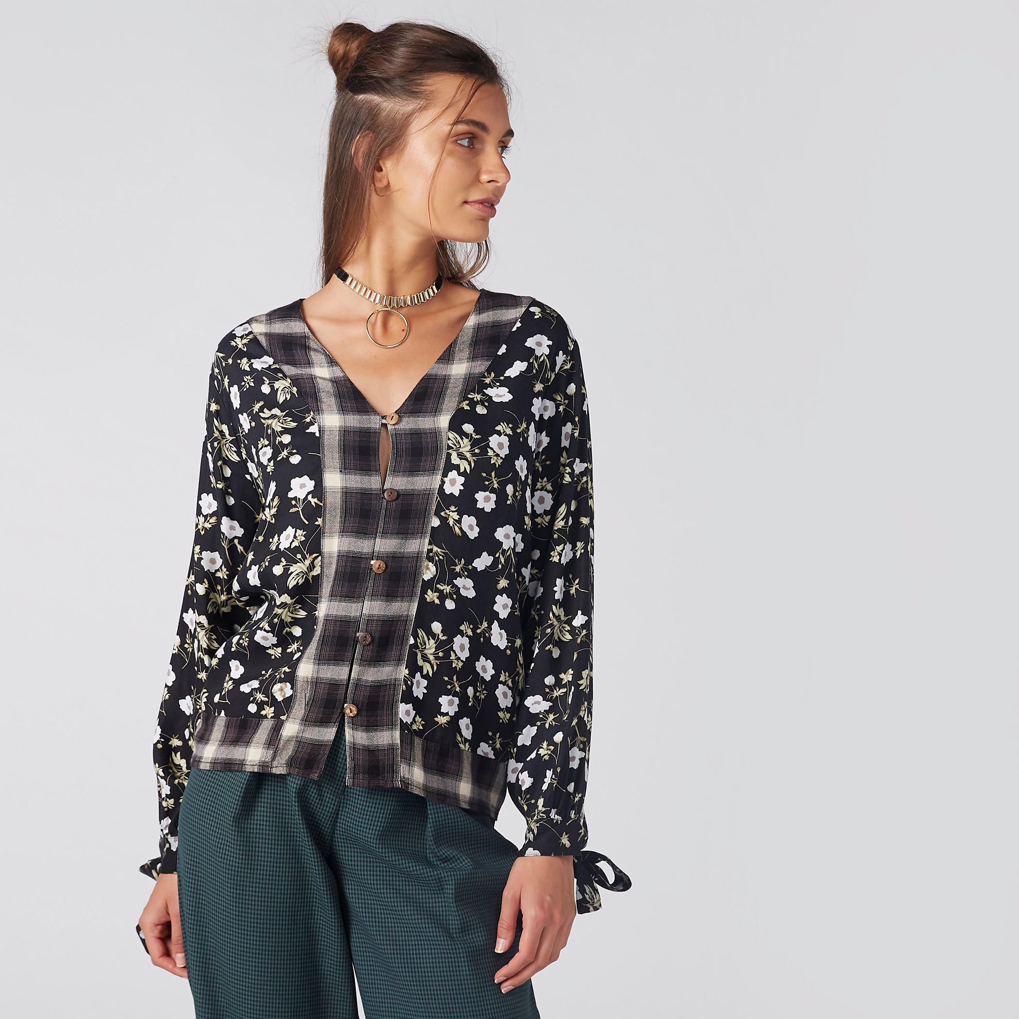 قميص بأكمام طويلة وأربطة وطبعات-women-clothing-shirtsandblouses-shirts-image-1