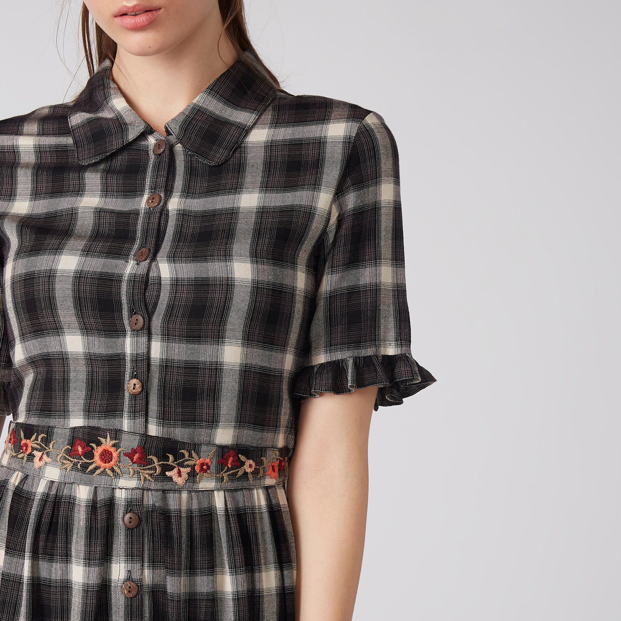 Chequered Maxi Shirt Dress with Short Sleeves and Embroidery-women-clothing-dresses-image-4