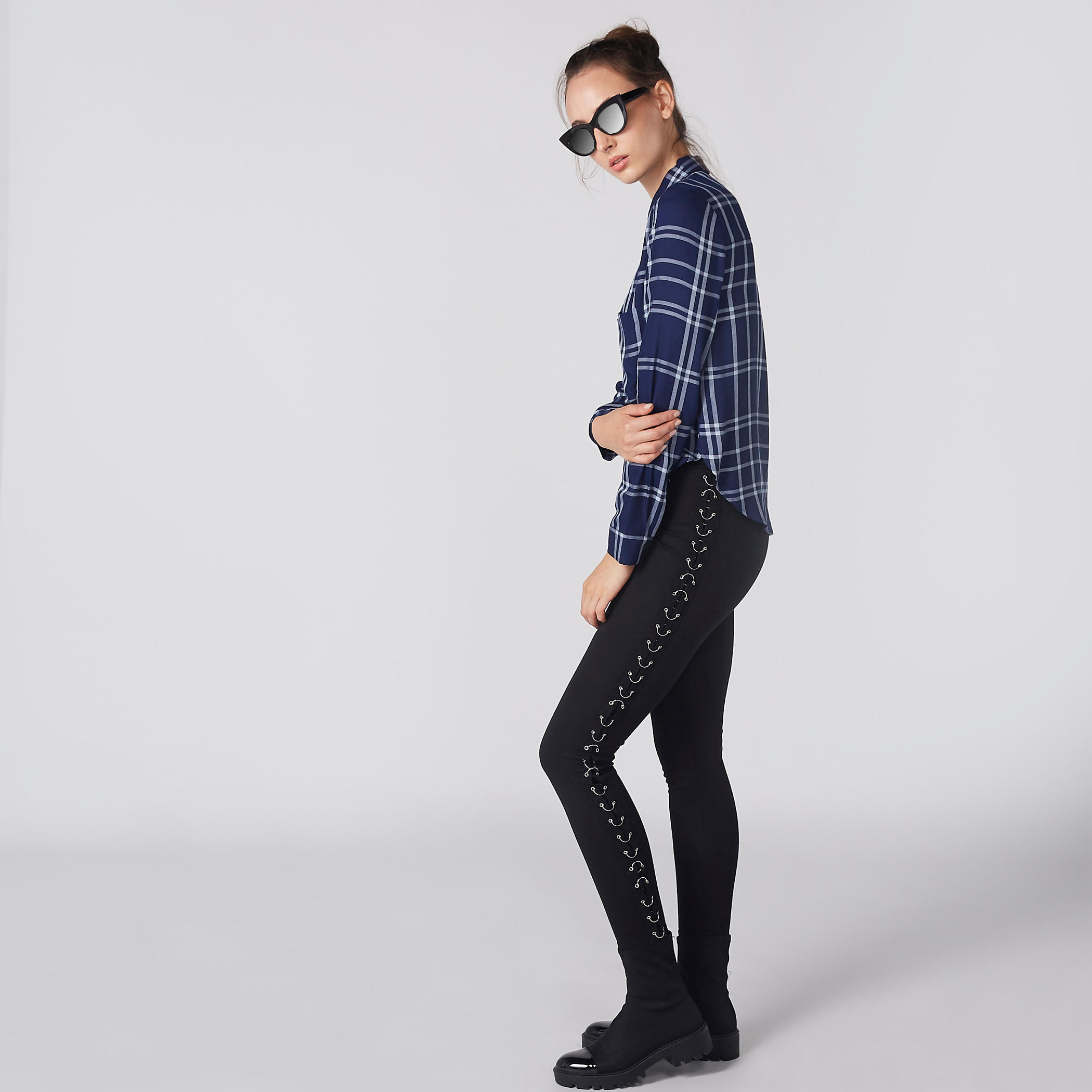 قميص كاروهات أكمام طويلة وأزرار-women-clothing-shirtsandblouses-shirts-image-3
