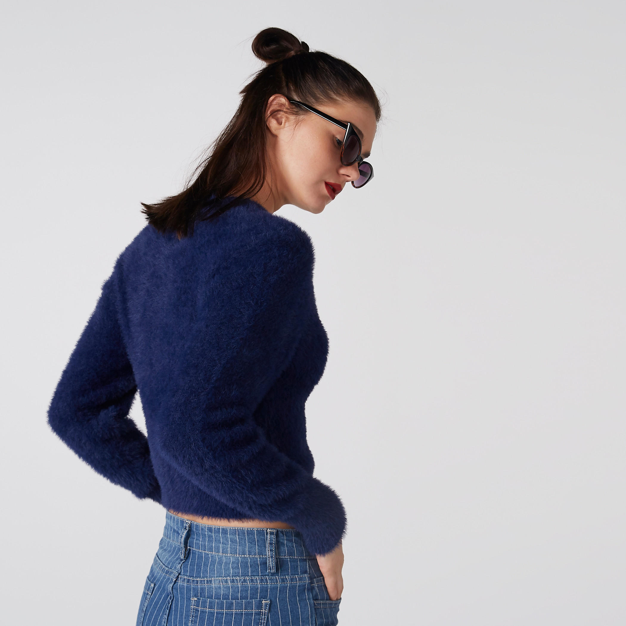 كنزة بارزة الملمس بياقة V وأكمام طويلة-women-clothing-cardigansandjumpers-jumpers-image-2