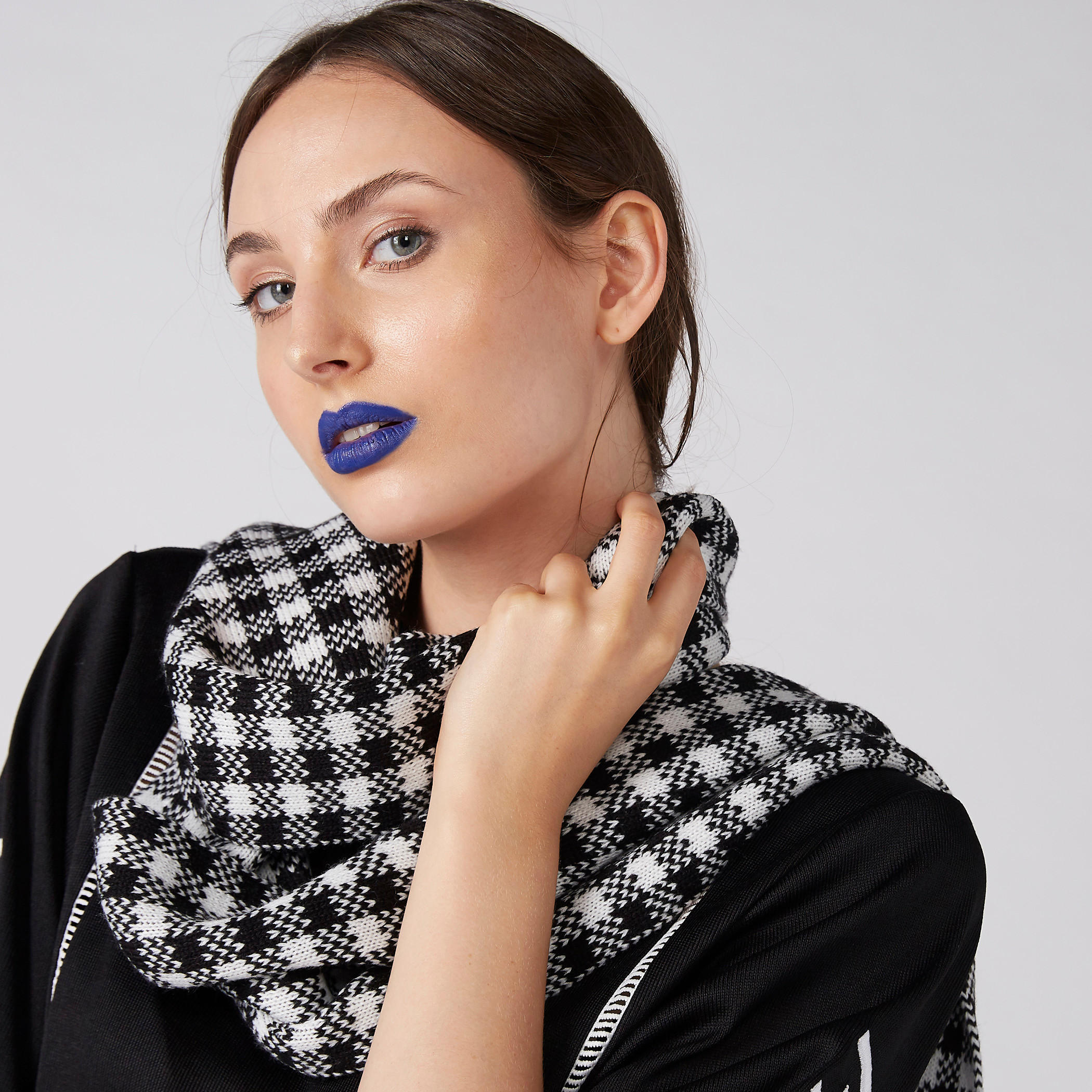 وشاح كاروهات من لي كوبر-women-clothingaccessories-scarves-image-3