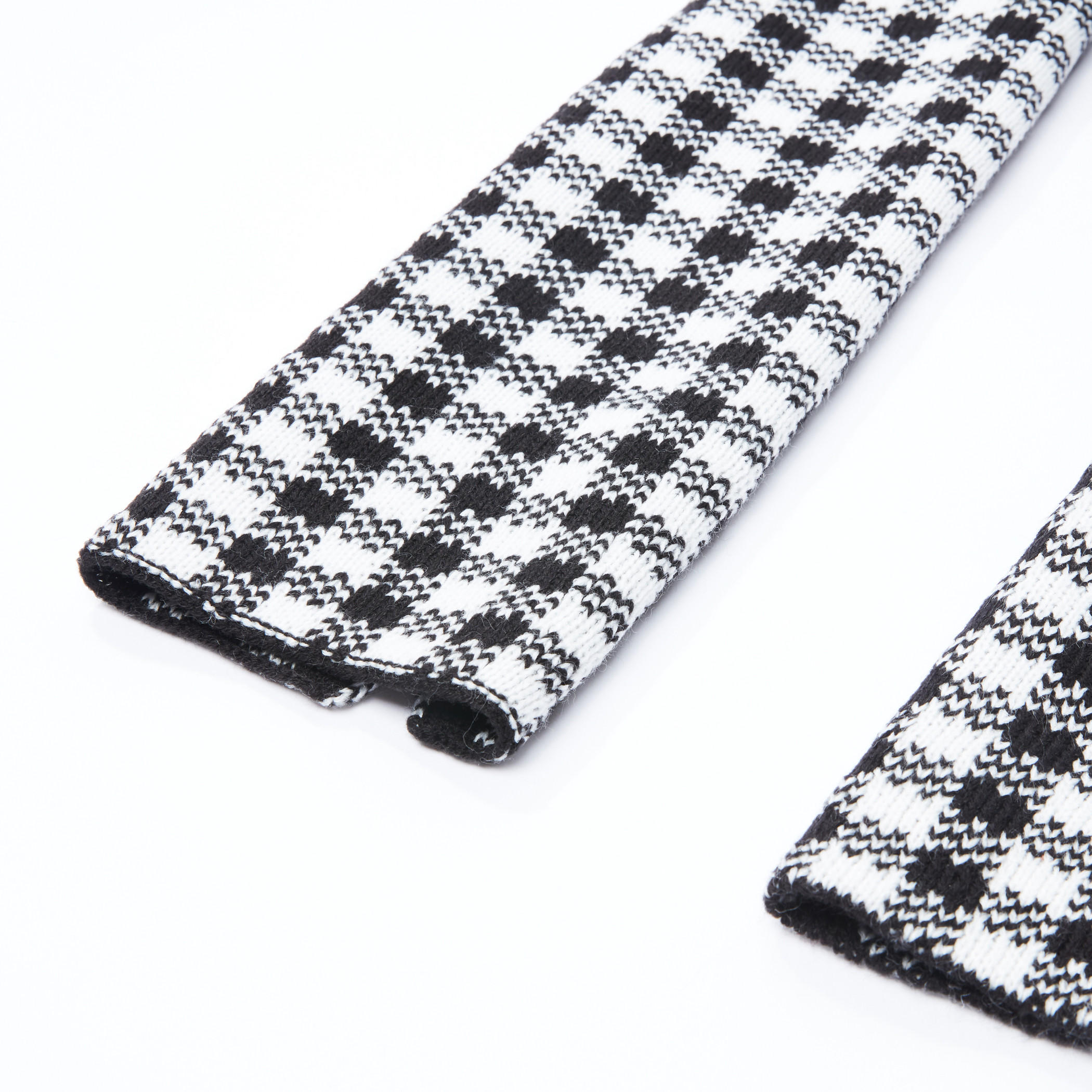 وشاح كاروهات من لي كوبر-women-clothingaccessories-scarves-image-1