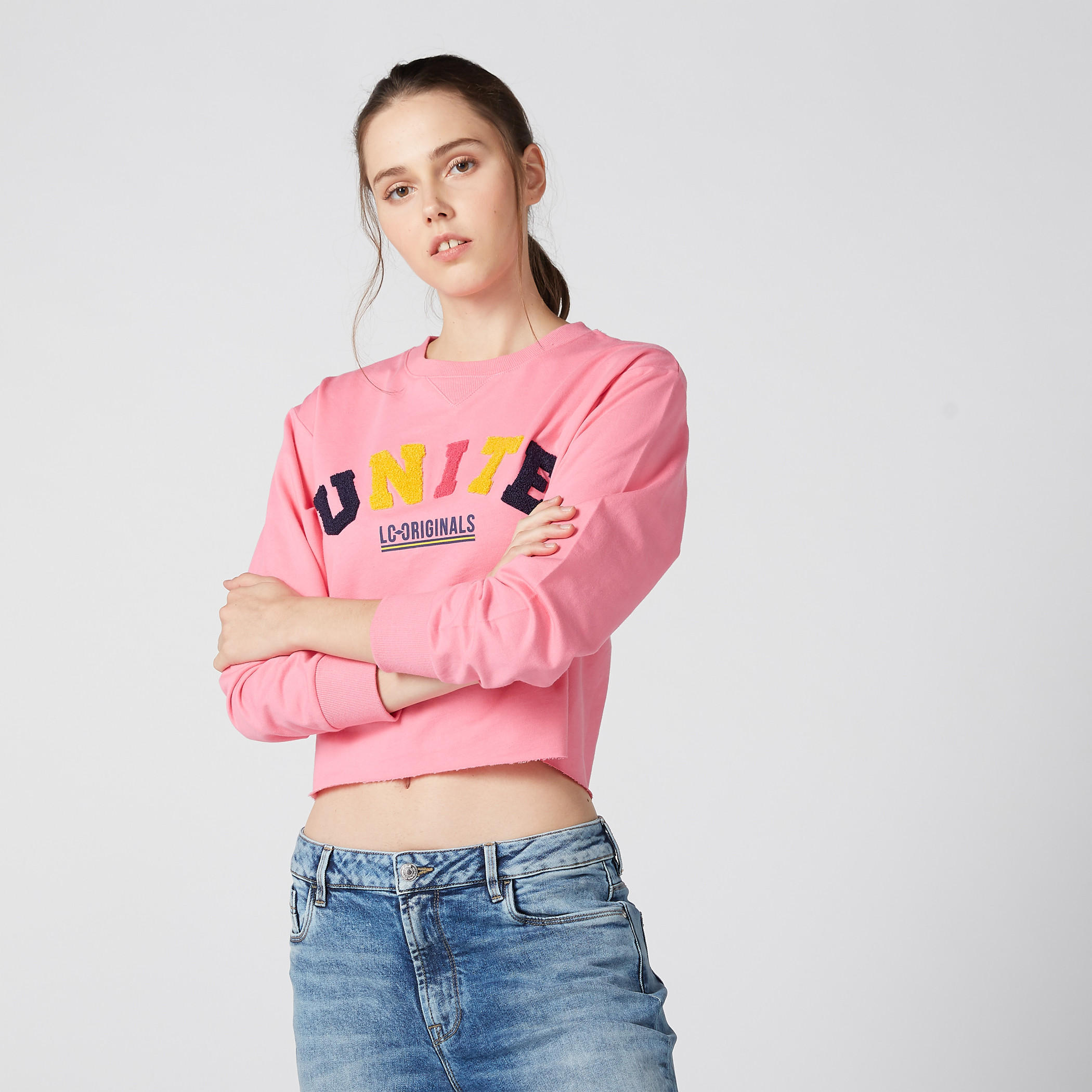سويت شيرت قصير بتطريز من لي كوبر-women-winterwear-hoodiesandsweatshirts-sweatshirts-image-1