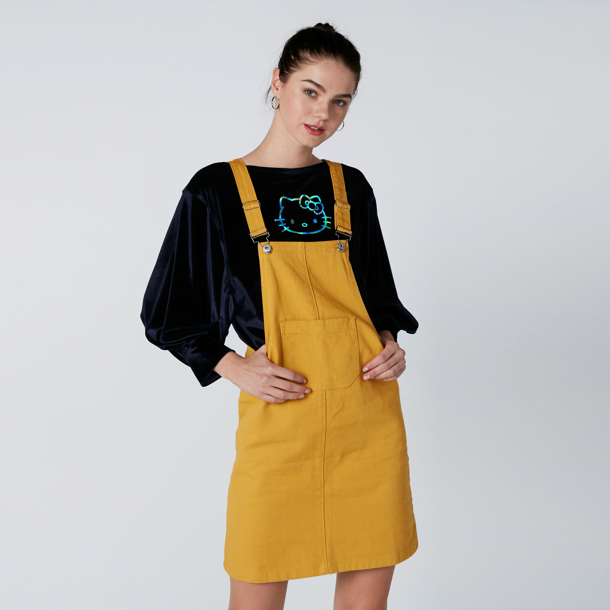 مريلة دينم بجيوب وحمالات قابلة للتعديل من لي كوبر-women-clothing-bottoms-jeans-image-1