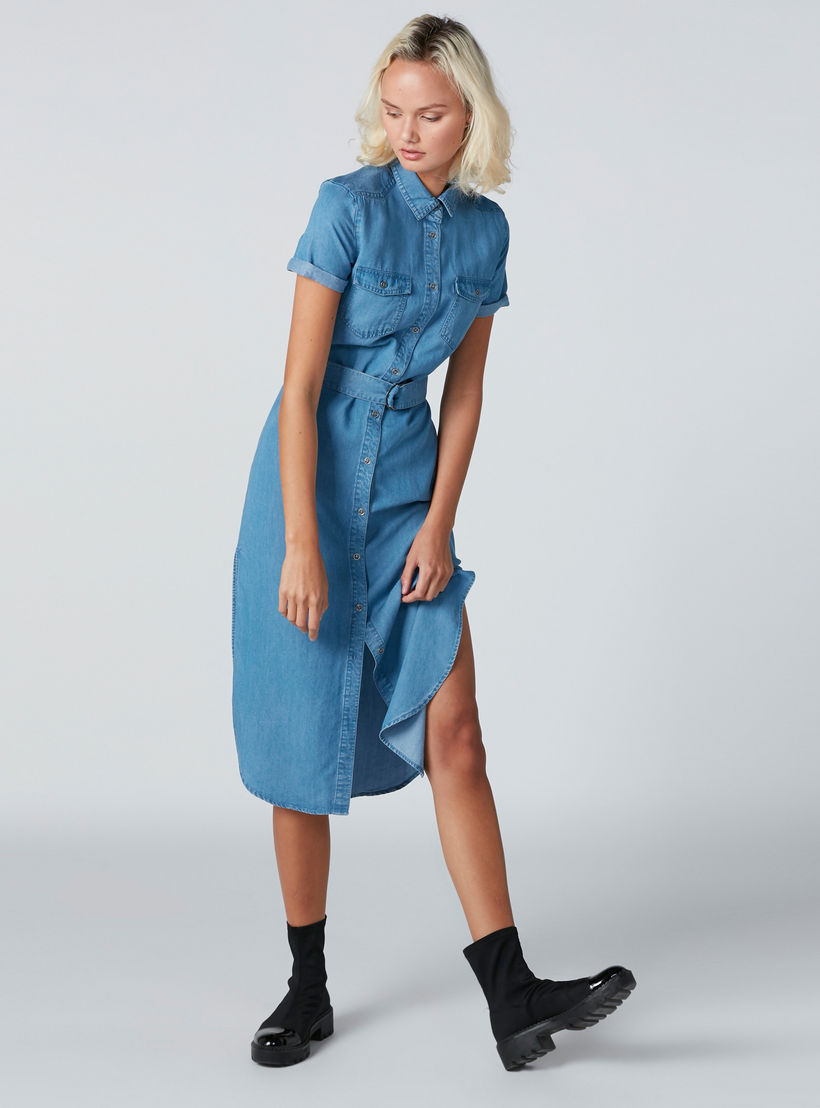 فستان قميص ميدي بحزام رباط وجيوب وأكمام قصيرة-women-clothing-dresses-image-4