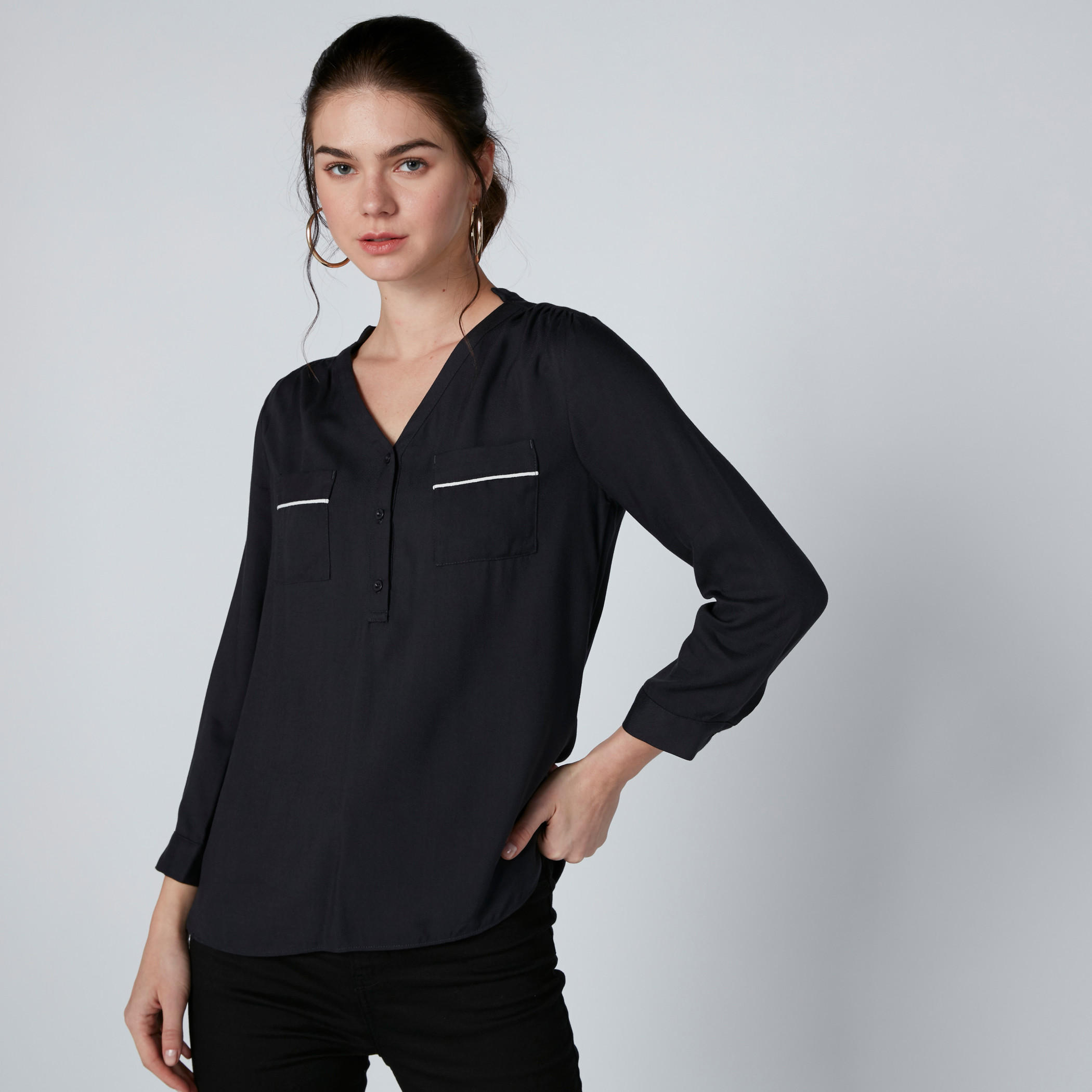 بلوزة بأكمام طويلة وجيب على الصدر-women-clothing-shirtsandblouses-blouses-image-3