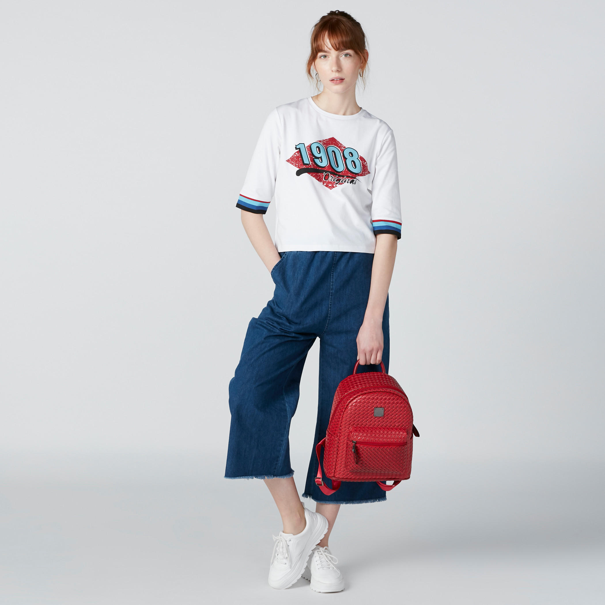 تيشيرت بأكمام قصيرة وطبعات من لي كوبر-women-clothing-tshirts-image-4