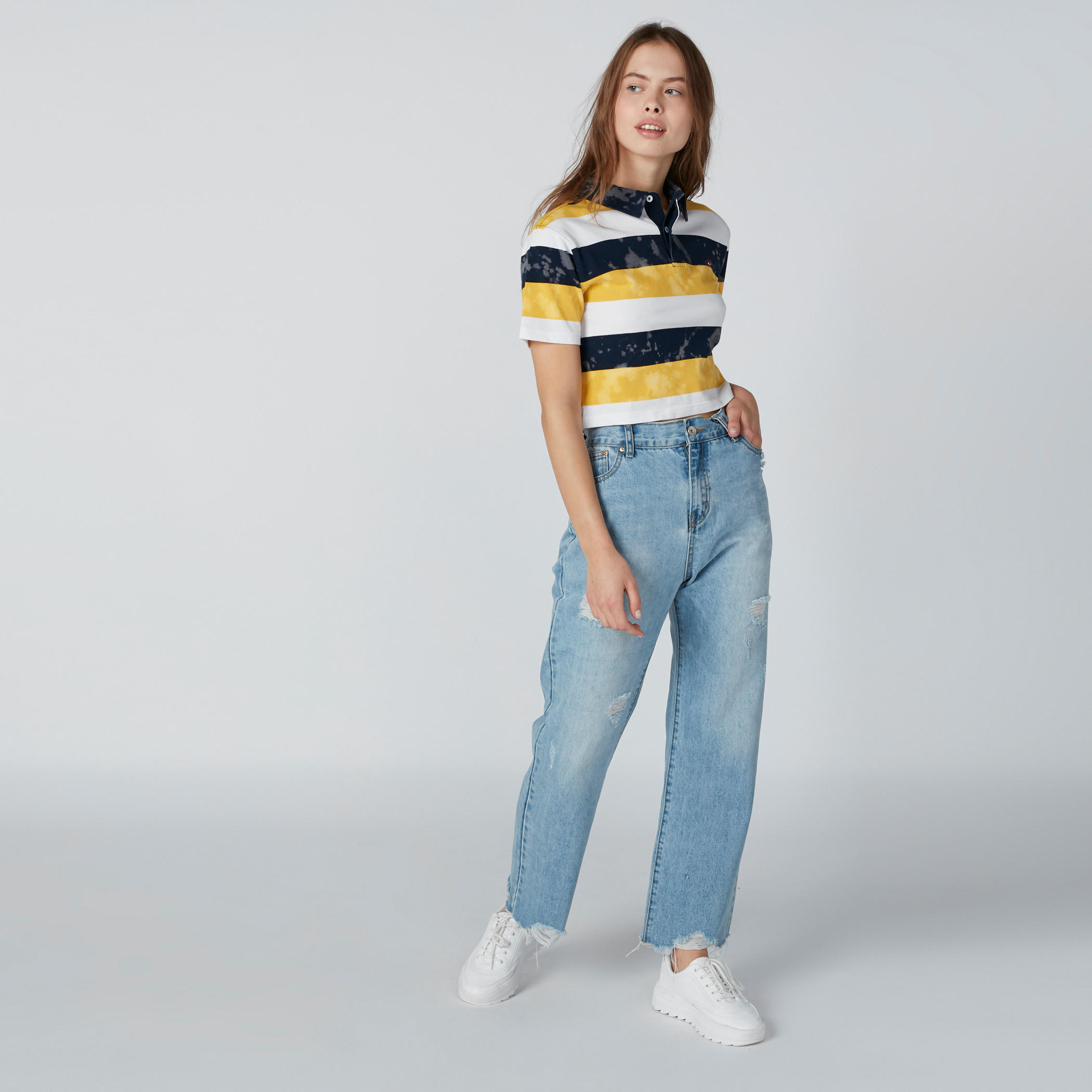 بلوزة مقلّمة بياقة بولو من لي كوبر-women-clothing-tshirts-image-3