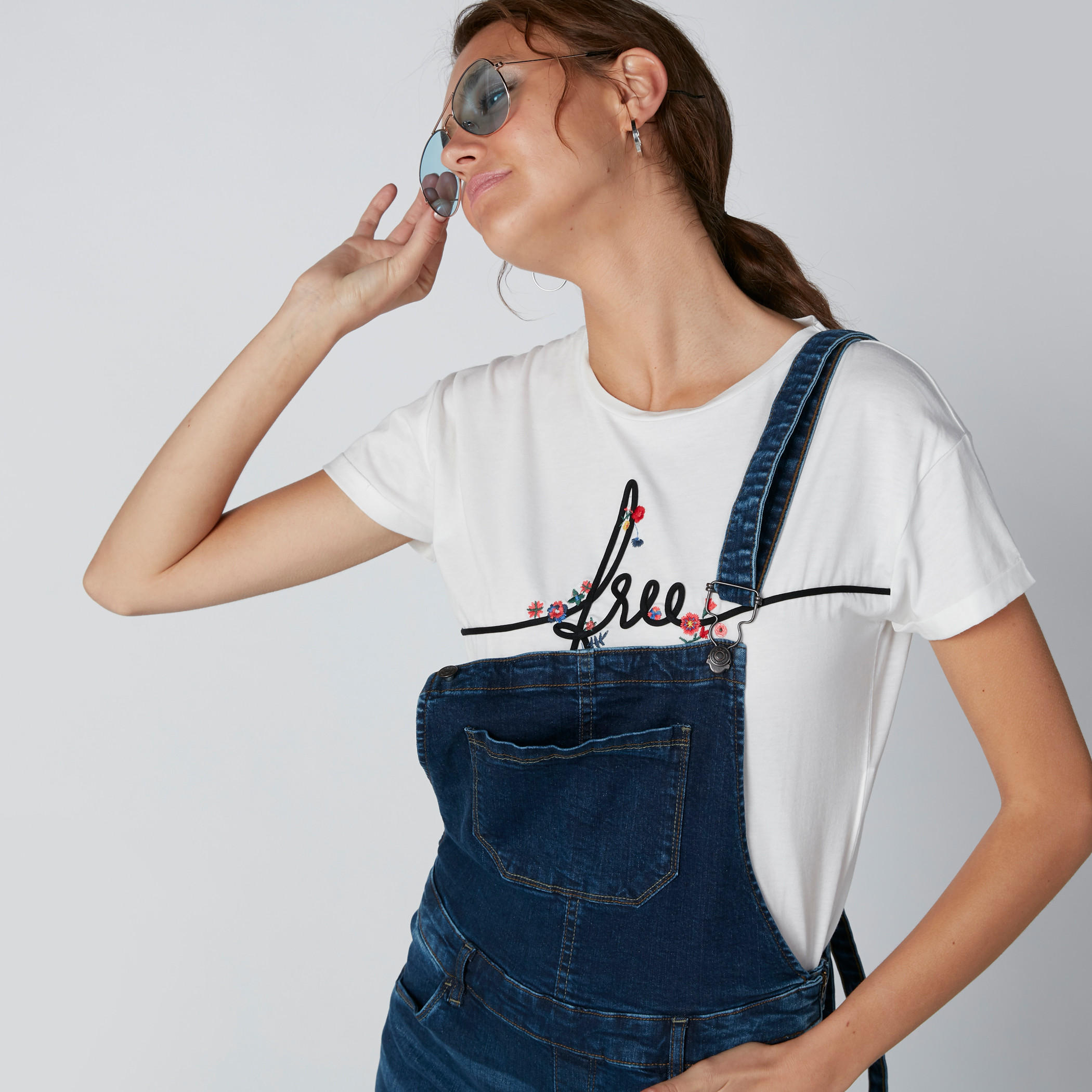 Lee Cooper Embroidered T-Shirt with Round Neck and Short Sleeves-women-clothing-tshirts-image-3