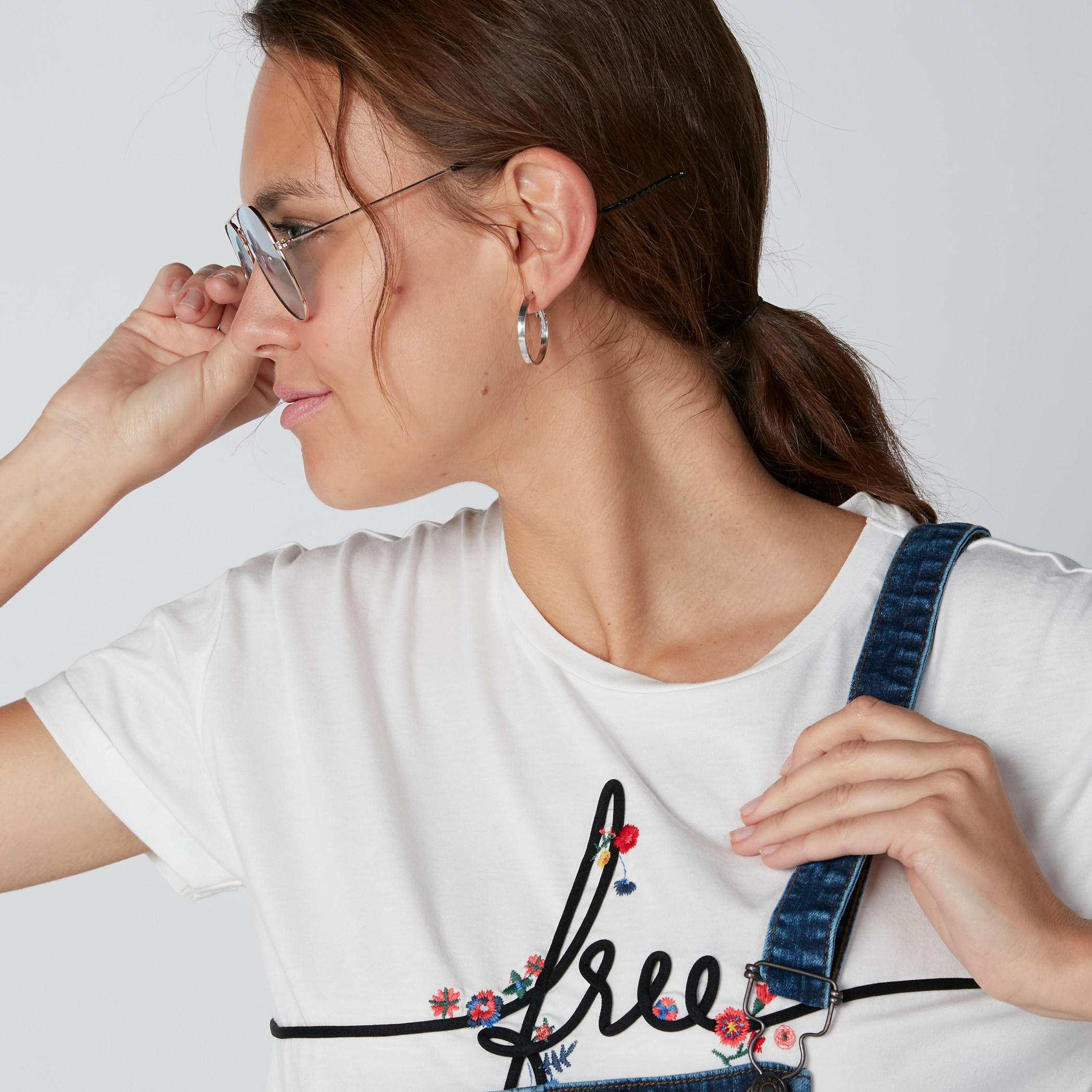 Lee Cooper Embroidered T-Shirt with Round Neck and Short Sleeves-women-clothing-tshirts-image-4