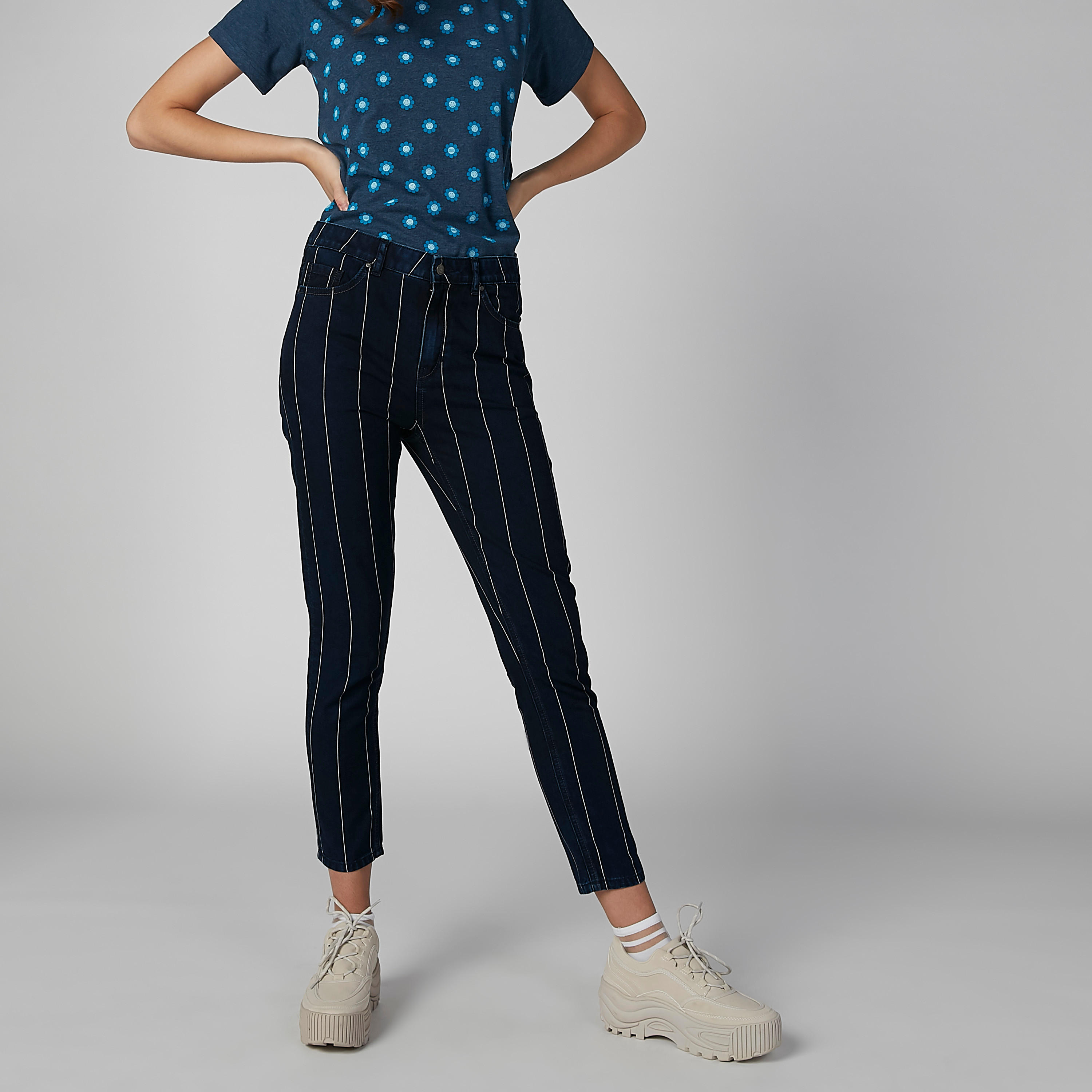 بنطال جينز مقلم بجيوب وحلقات للحزام من لي كوبر-women-clothing-bottoms-jeans-image-1