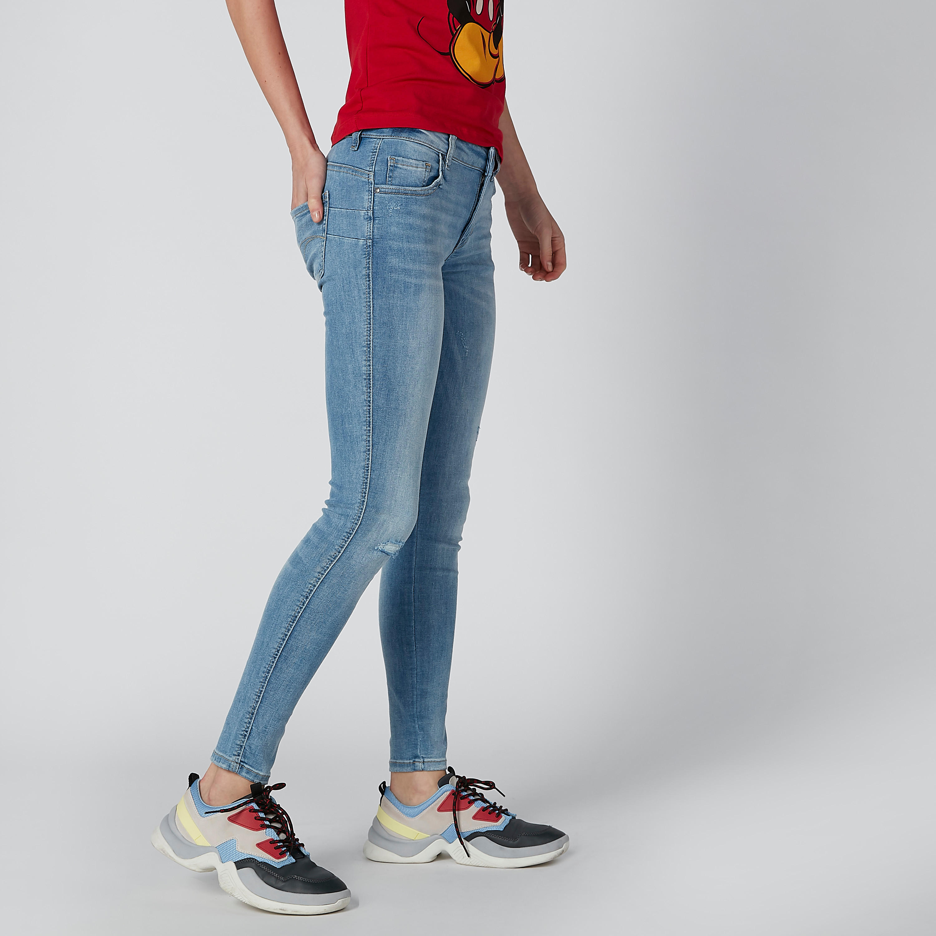 بنطال جينز طويل ممزق بجيوب من لي كوبر-women-clothing-bottoms-jeans-image-3