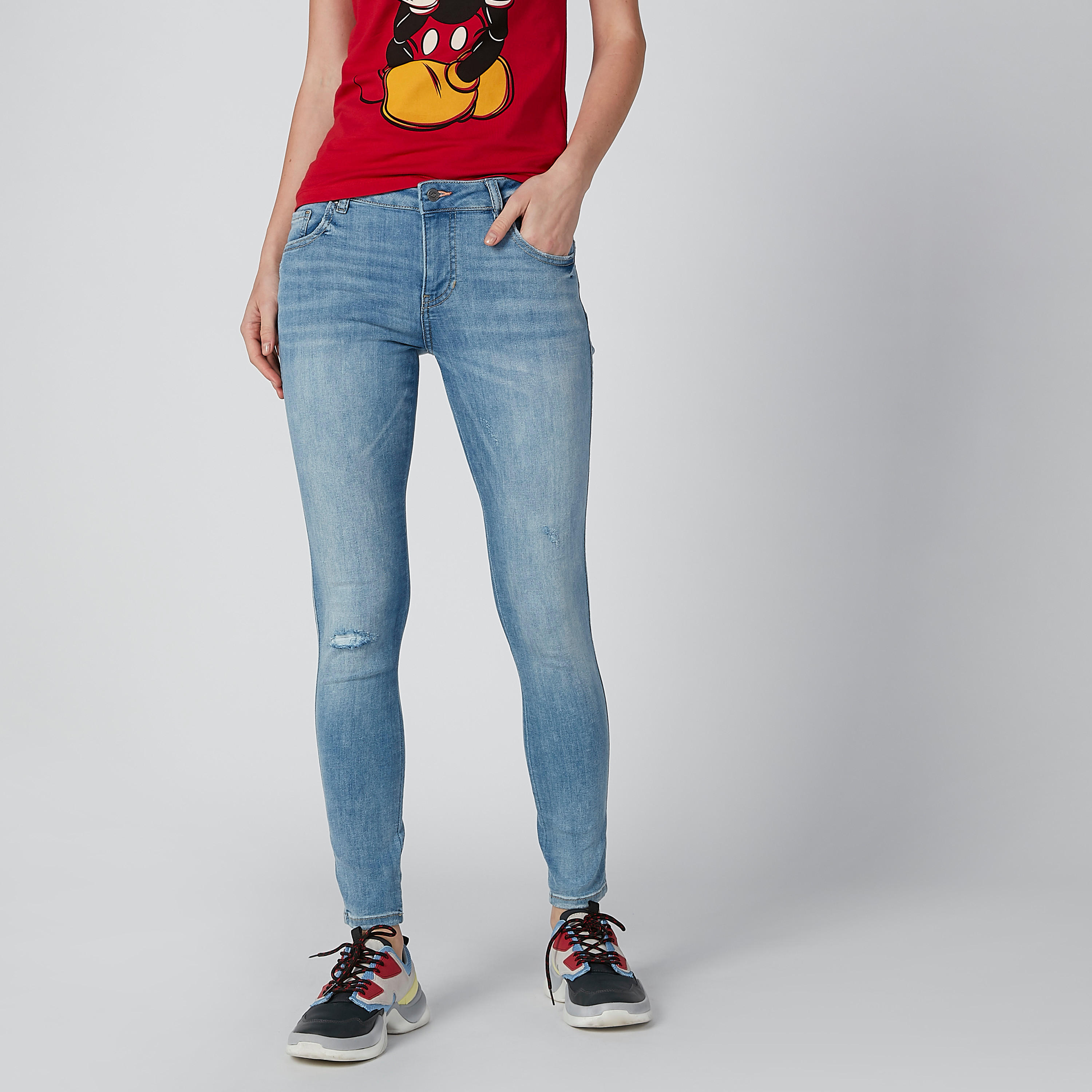 بنطال جينز طويل ممزق بجيوب من لي كوبر-women-clothing-bottoms-jeans-image-4