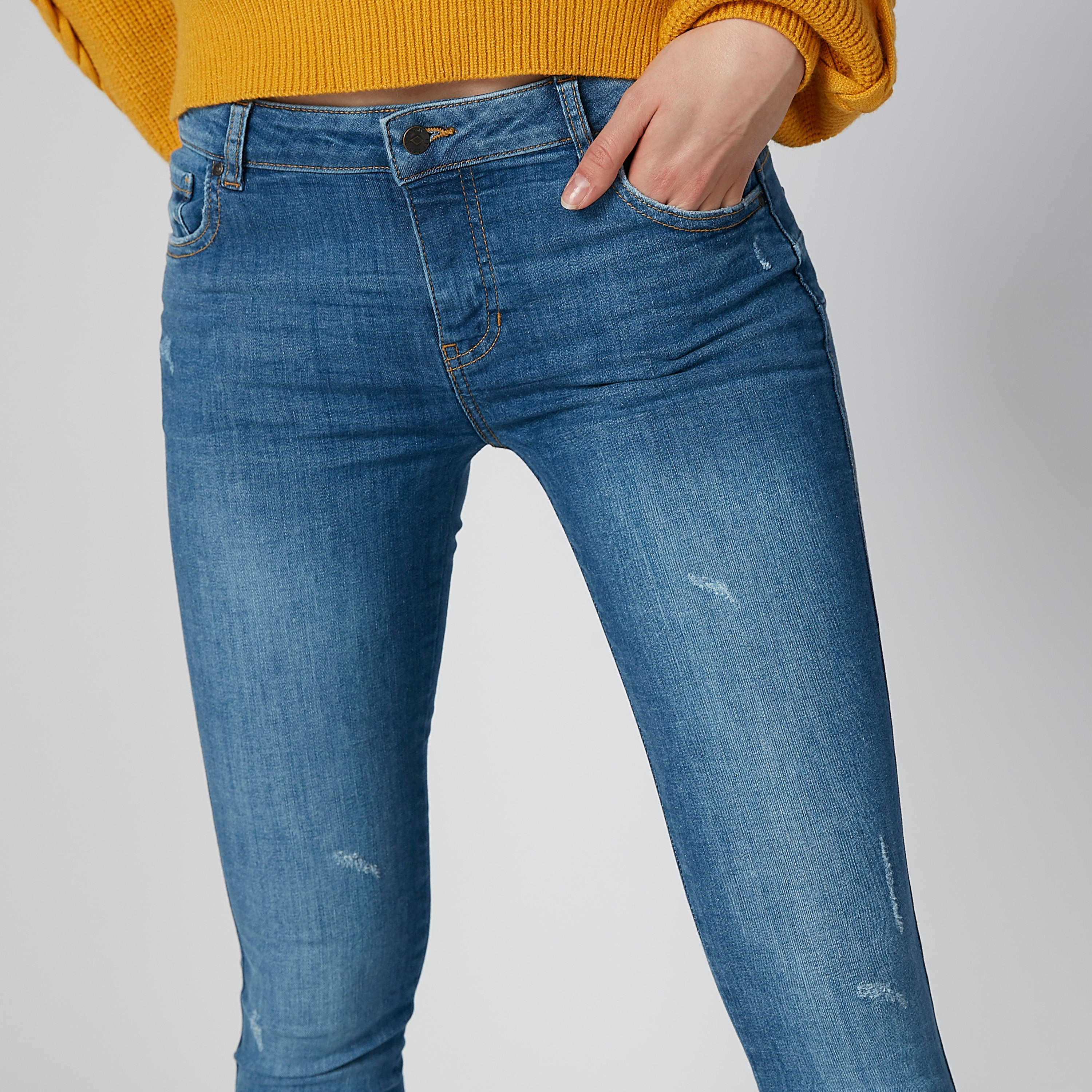 بنطال جينز طويل ممزق بجيوب من لي كوبر-women-clothing-bottoms-jeans-image-5