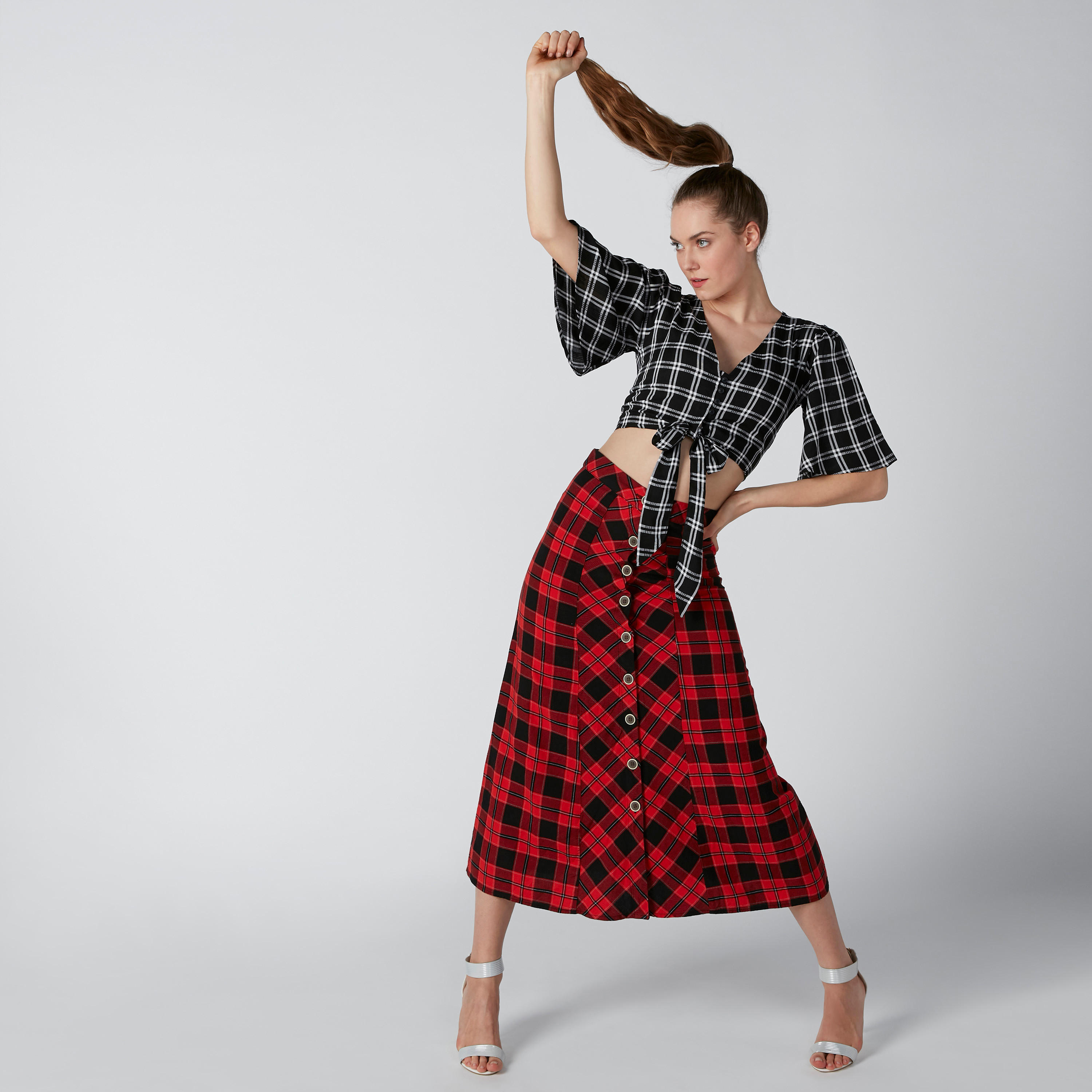 تنورة كاروهات بأزرار -women-clothing-bottoms-skirts-image-6