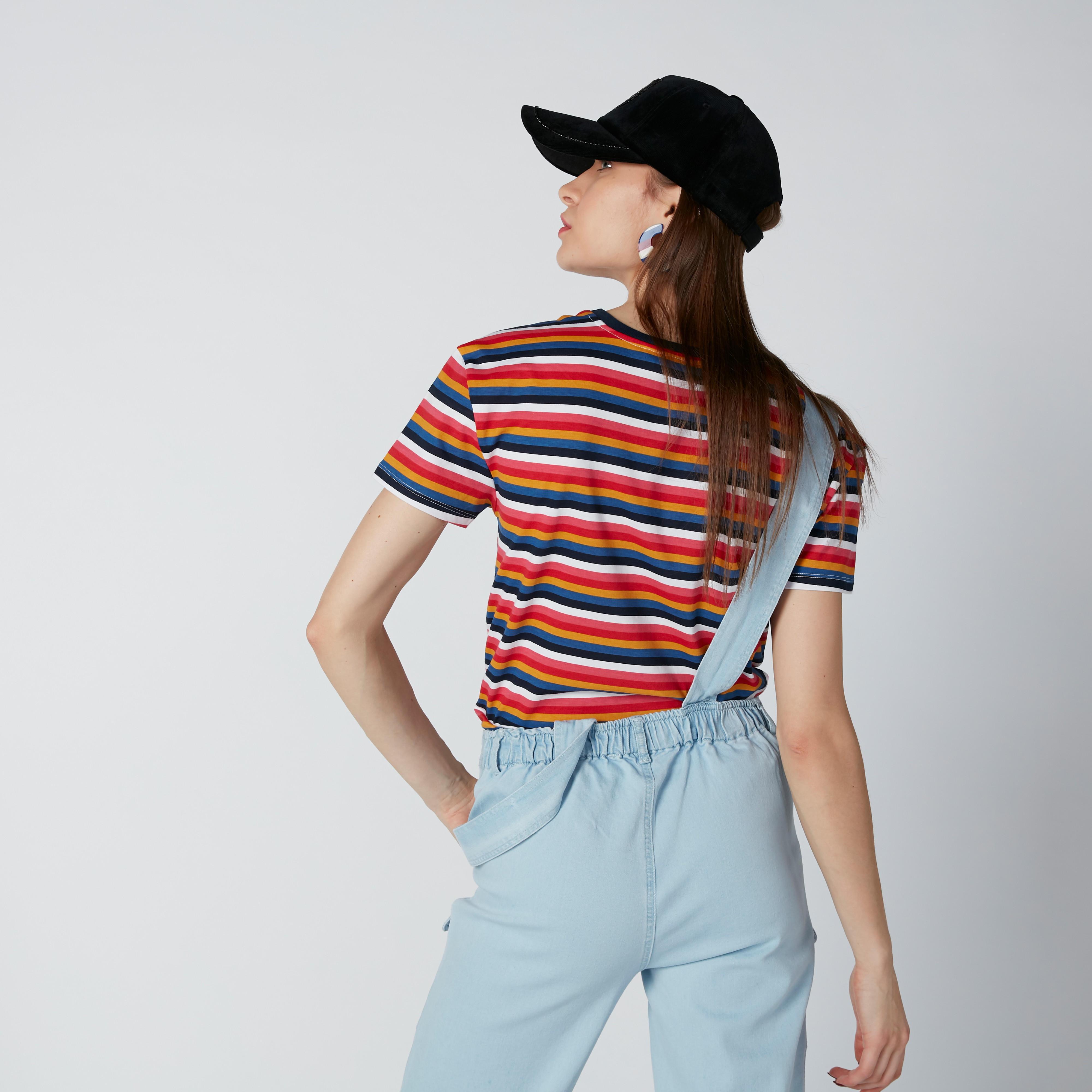 تيشيرت مستدام مقلّم من لي كوبر-women-clothing-tshirts-image-4
