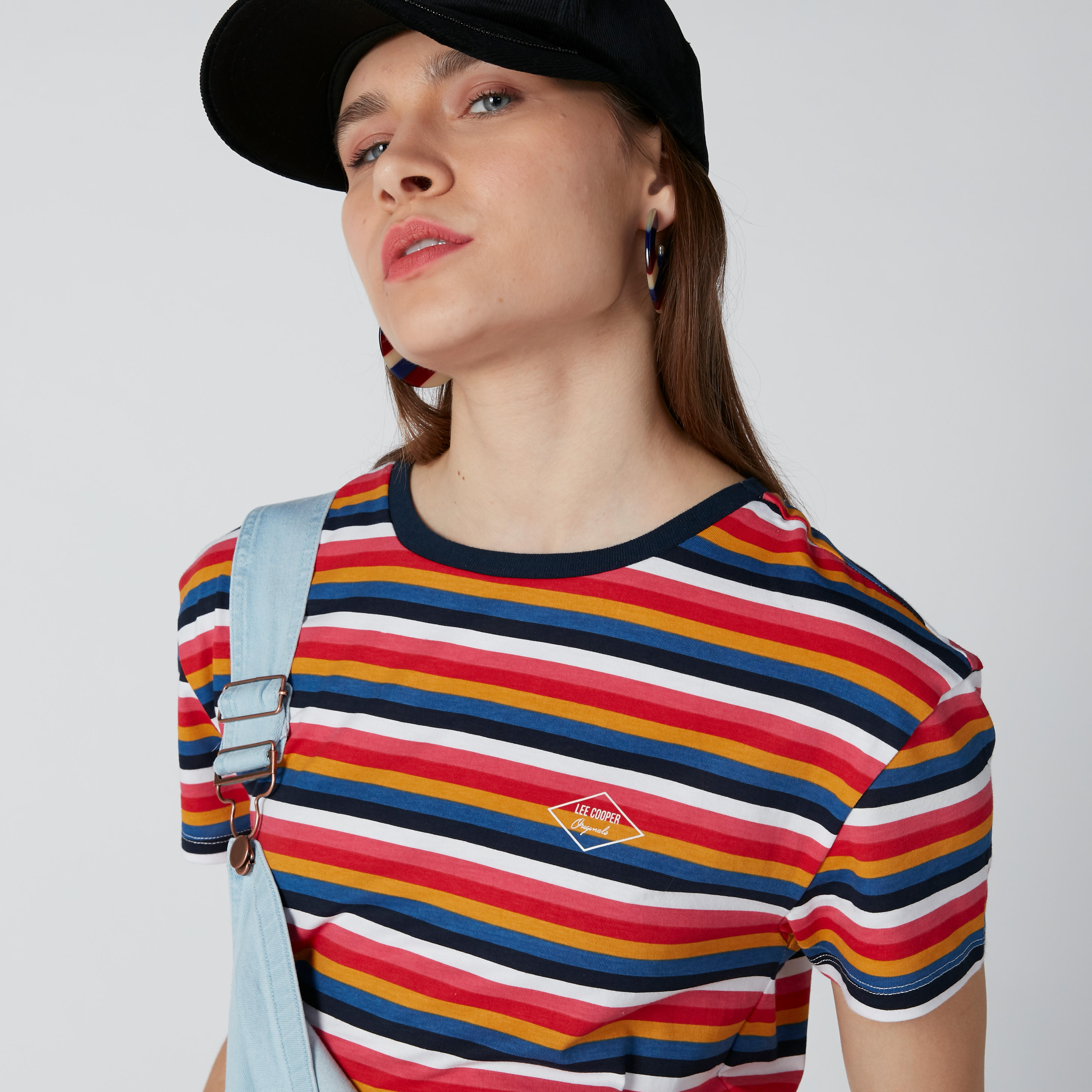 تيشيرت مستدام مقلّم من لي كوبر-women-clothing-tshirts-image-4