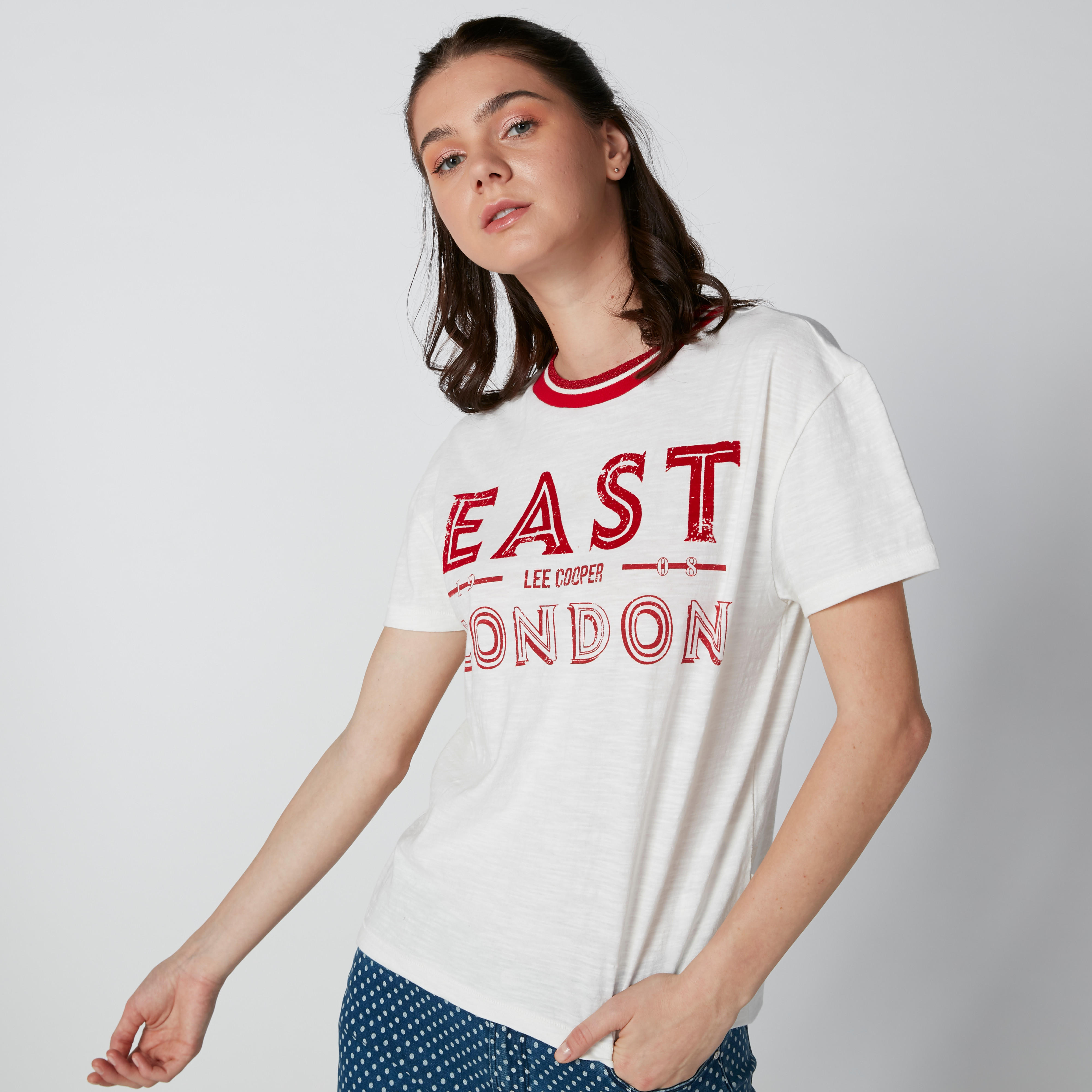 تيشيرت مستدام بأكمام قصيرة وطبعات-women-clothing-tshirts-image-3