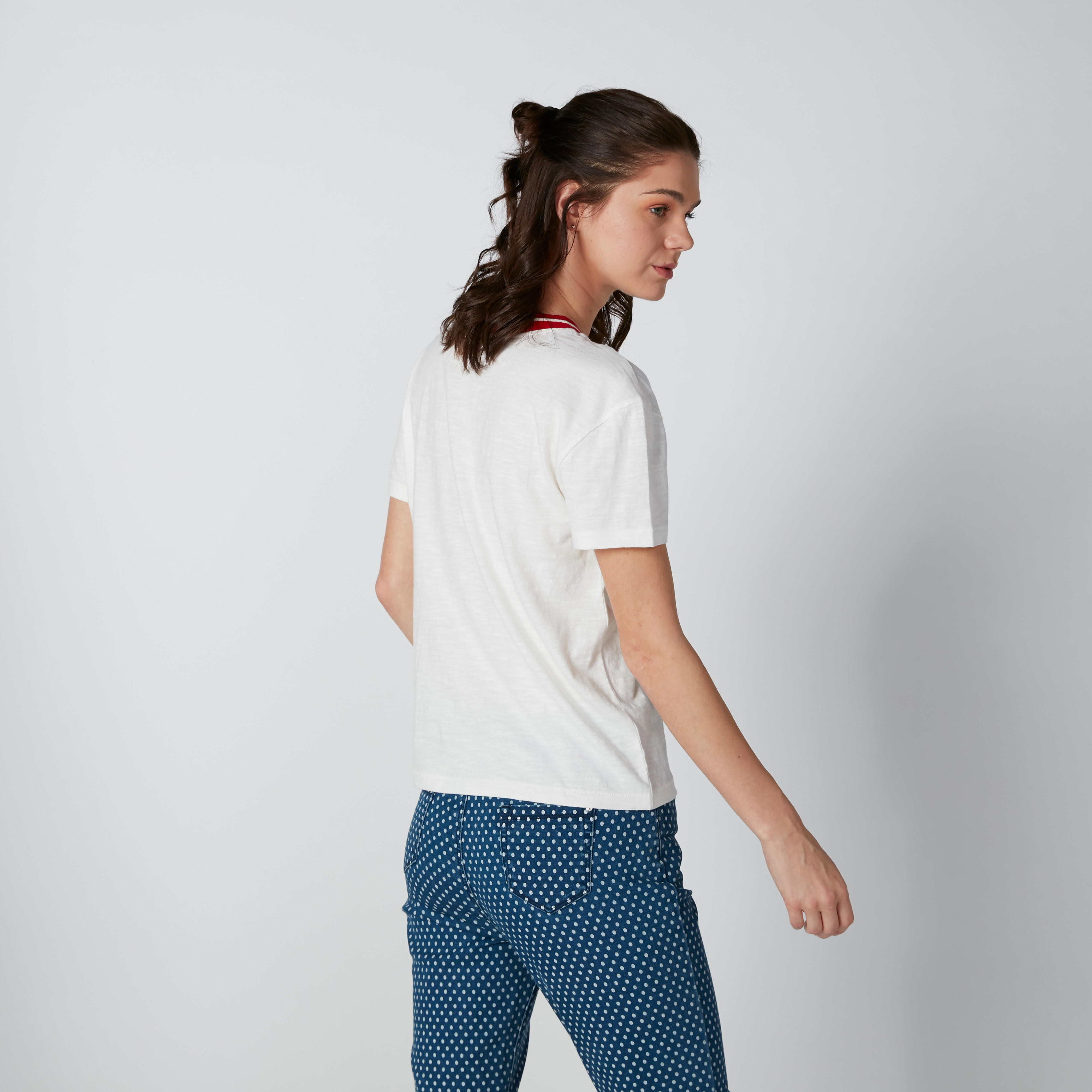 تيشيرت مستدام بأكمام قصيرة وطبعات-women-clothing-tshirts-image-2