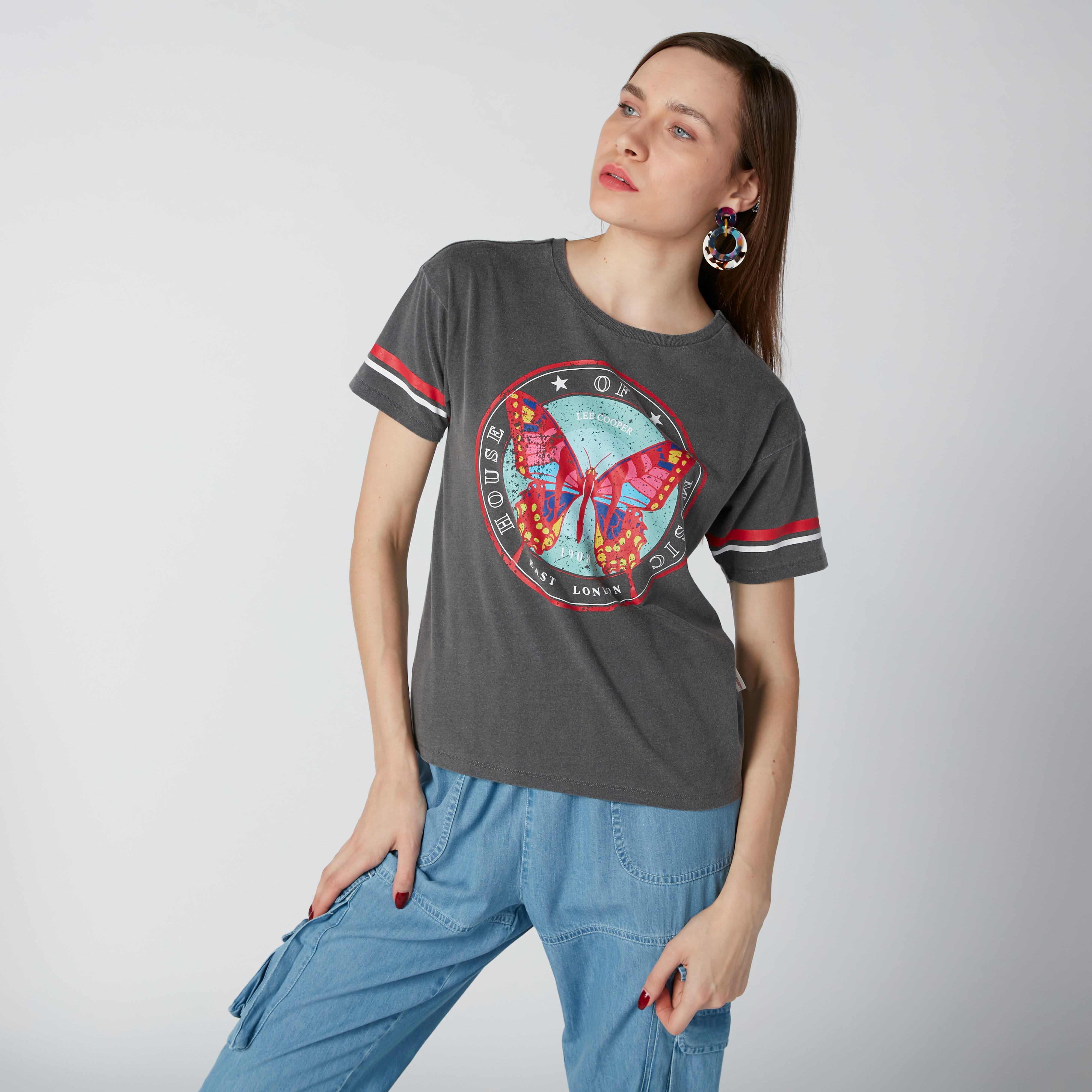 تيشيرت مستدام بأكمام قصيرة وطبعات -women-clothing-tshirts-image-1