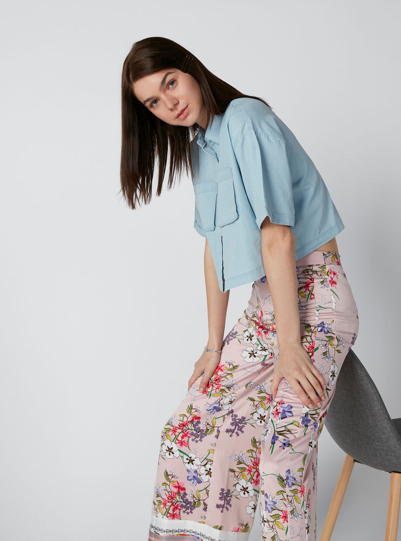 قميص مستدام واسع بأكمام قصيرة وجيوب -women-clothing-shirtsandblouses-shirts-image-4
