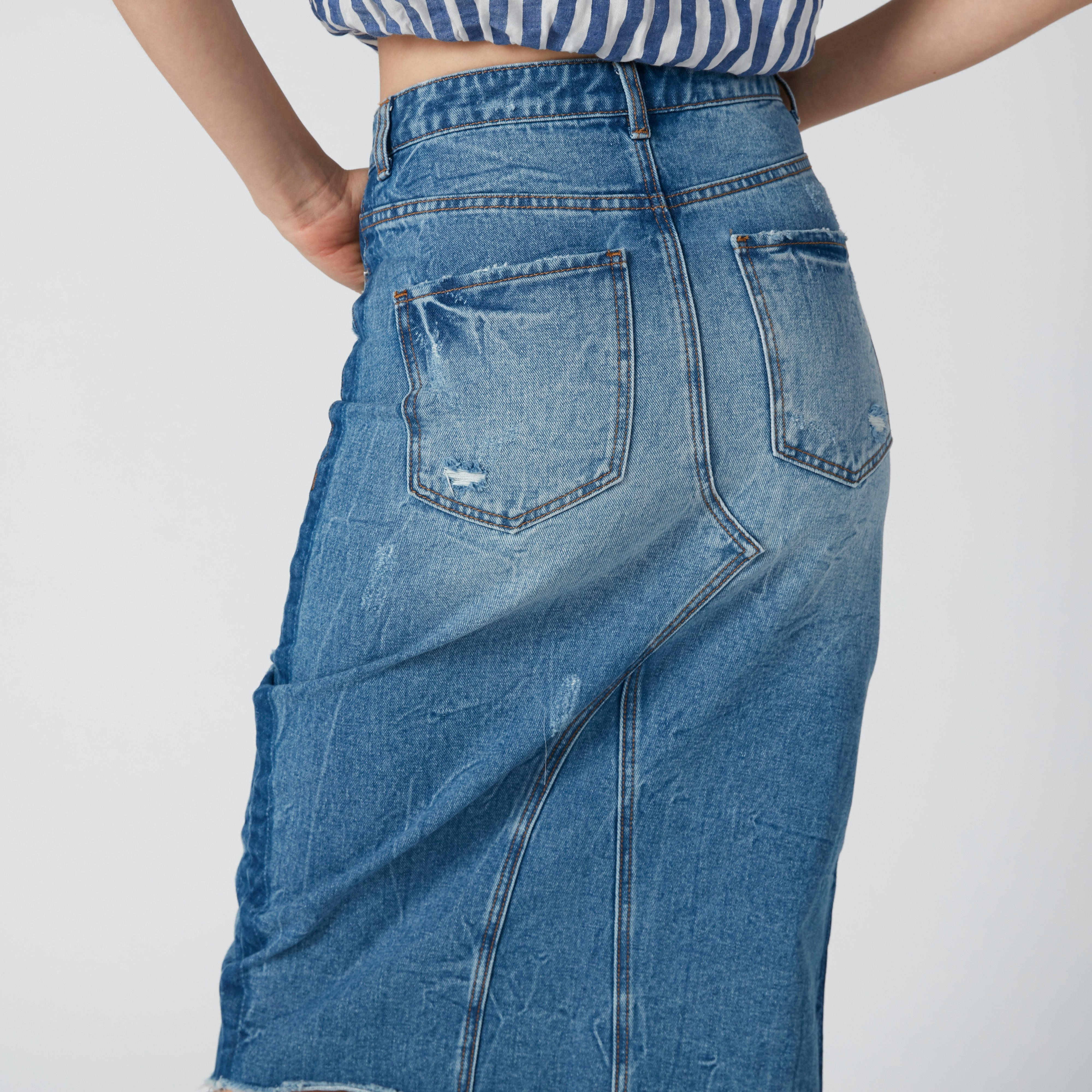 تنورة مستدامة إيه لاين ميدي بجيوب وفتحة-women-clothing-bottoms-skirts-image-5