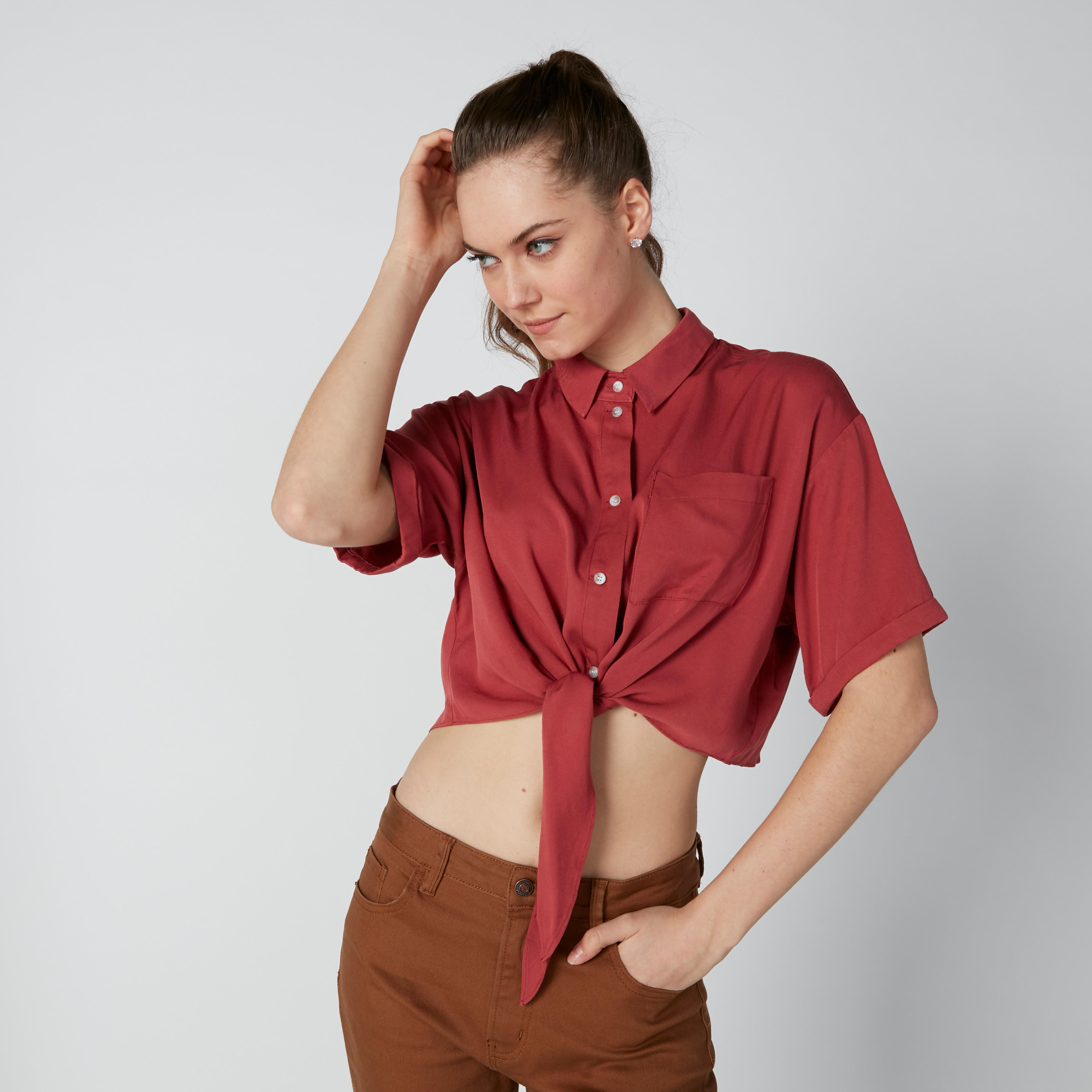 تيشيرت مستدام بأكمام قصيرة ورباط-women-clothing-shirtsandblouses-shirts-image-1