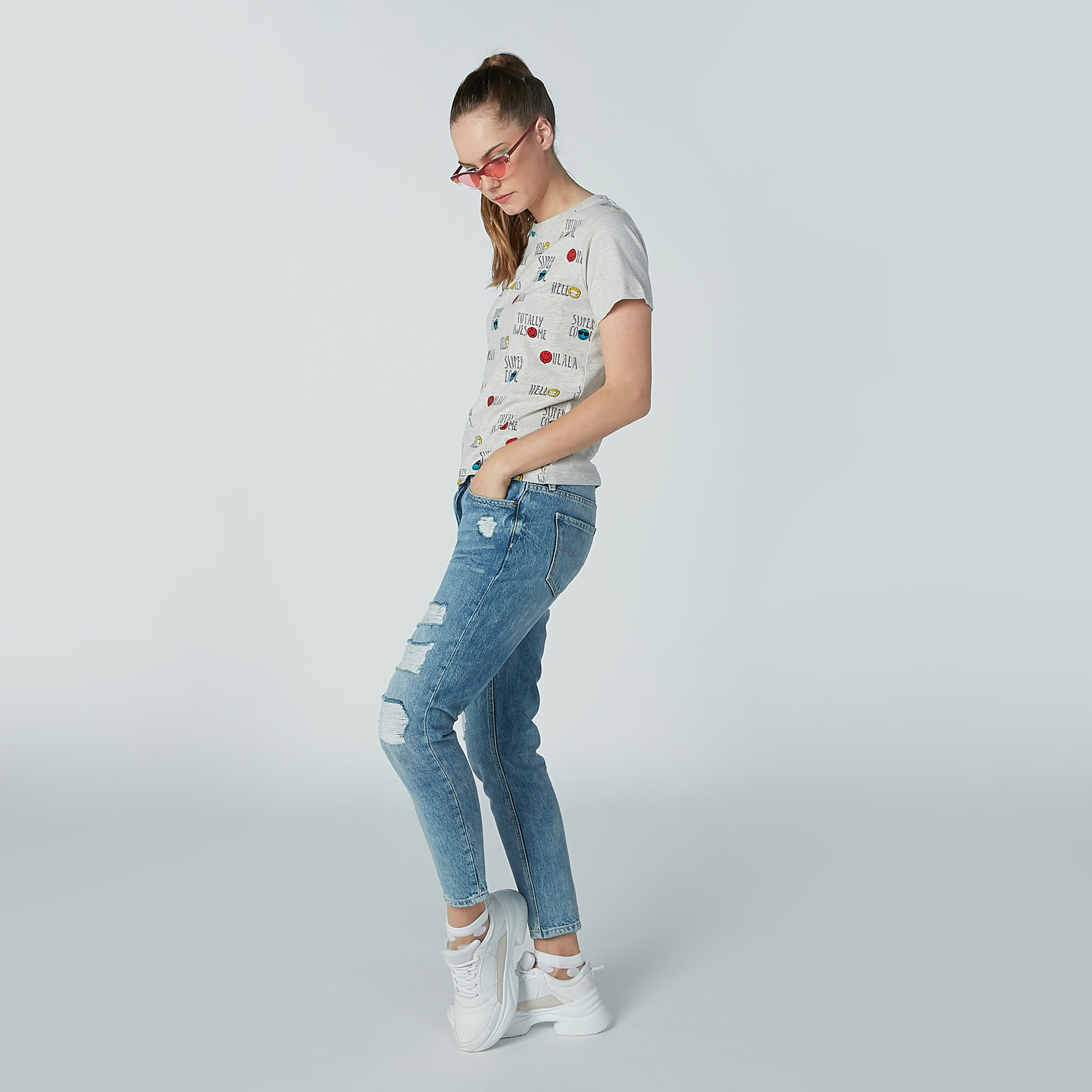 بنطلون جينز ممزق بجيوب وحلقات للحزام من لي كوبر-women-clothing-bottoms-jeans-image-2