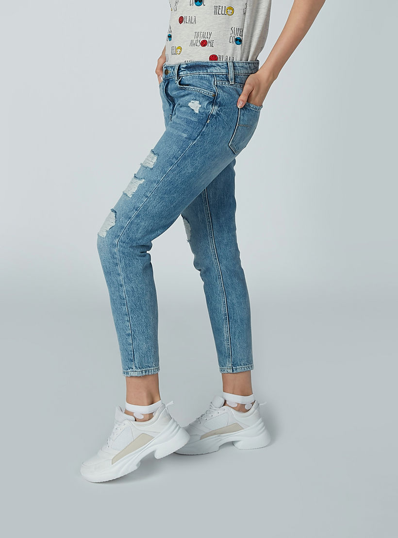 بنطلون جينز ممزق بجيوب وحلقات للحزام من لي كوبر-women-clothing-bottoms-jeans-image-4