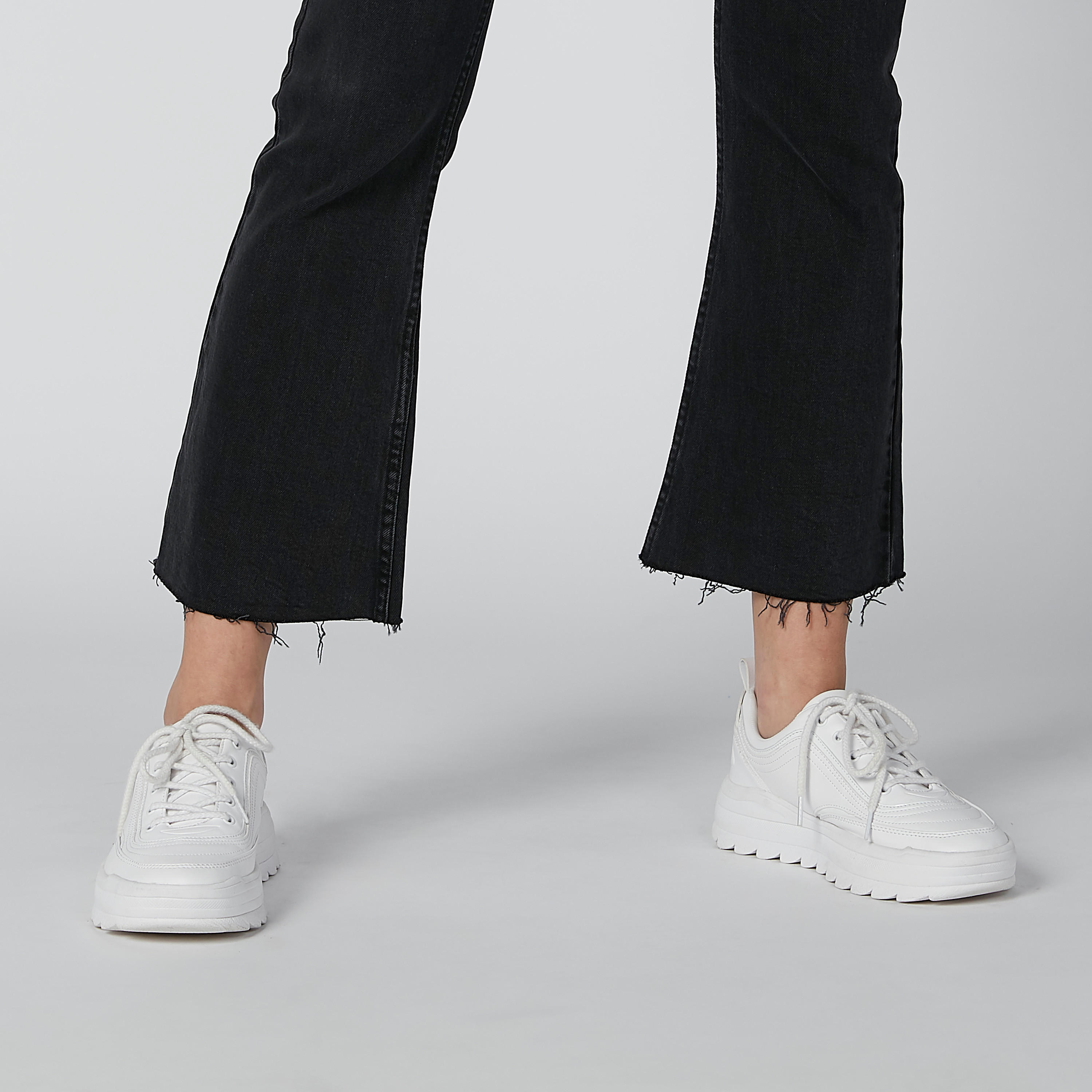 بنطال جينز بجيوب من لي كوبر-women-clothing-bottoms-jeans-image-5