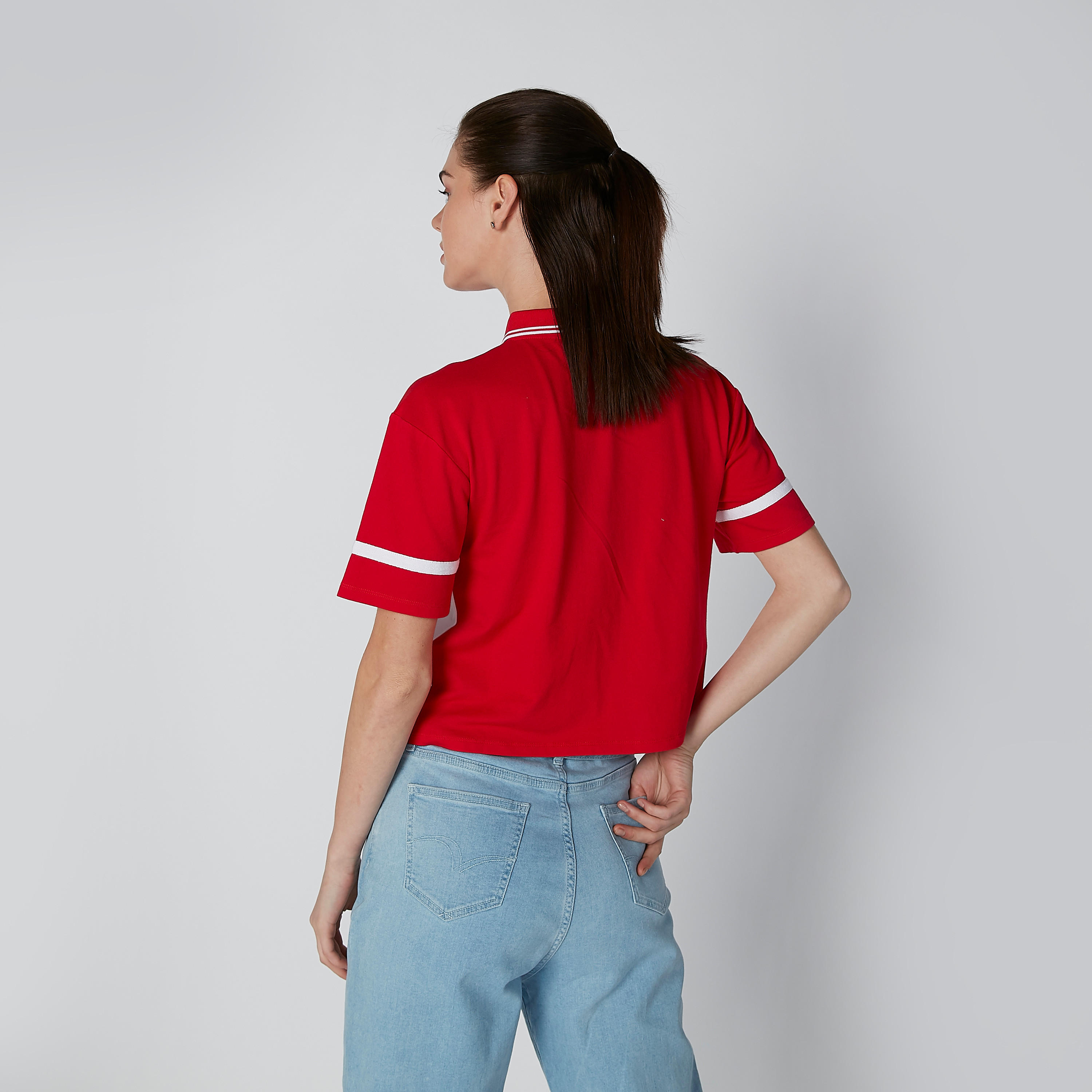 تيشيرت بأكمام قصيرة وياقة بولو وطبعات من لي كوبر-women-clothing-tshirts-image-2