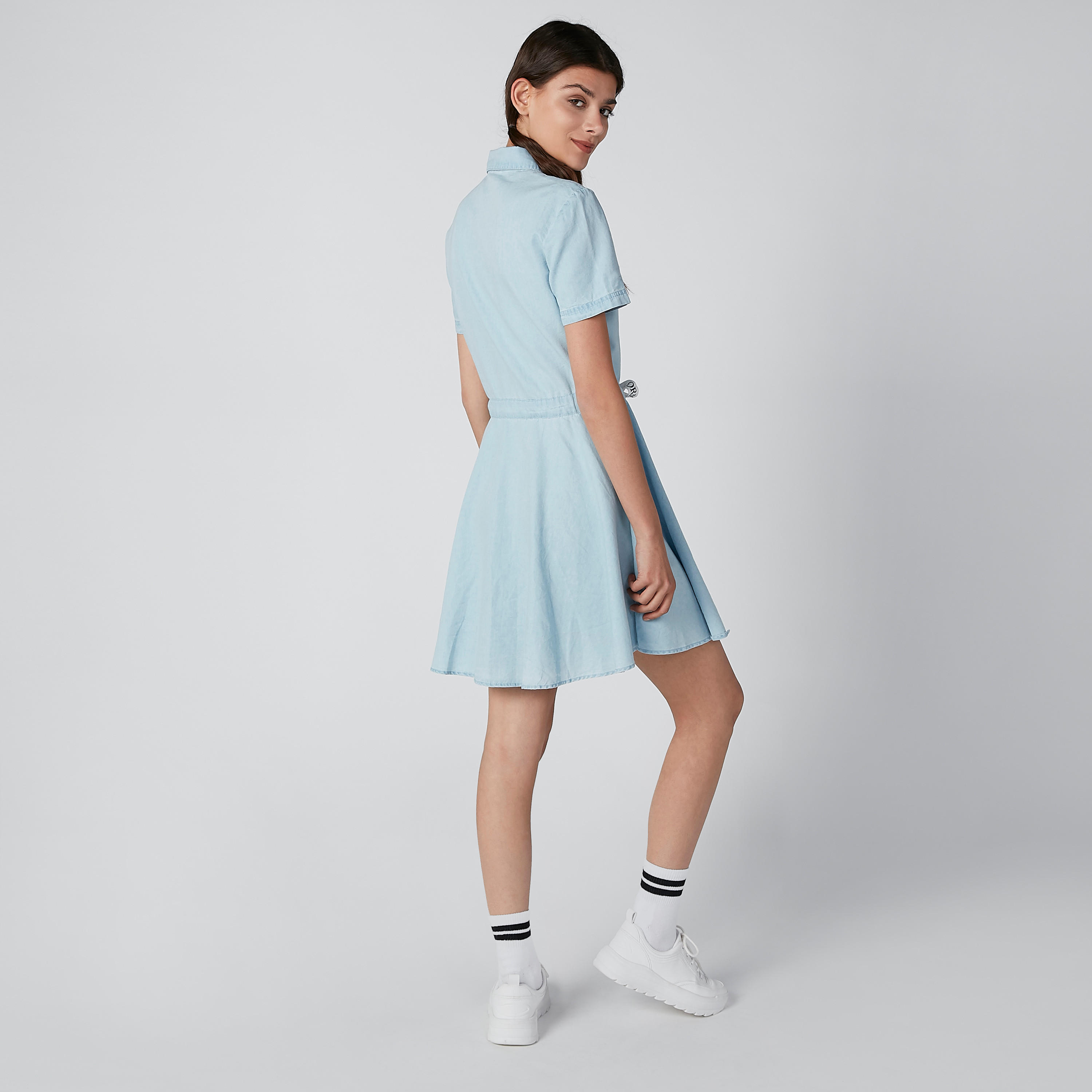 فستان قميص قصير برباط من لي كوبر-women-clothing-dresses-image-2