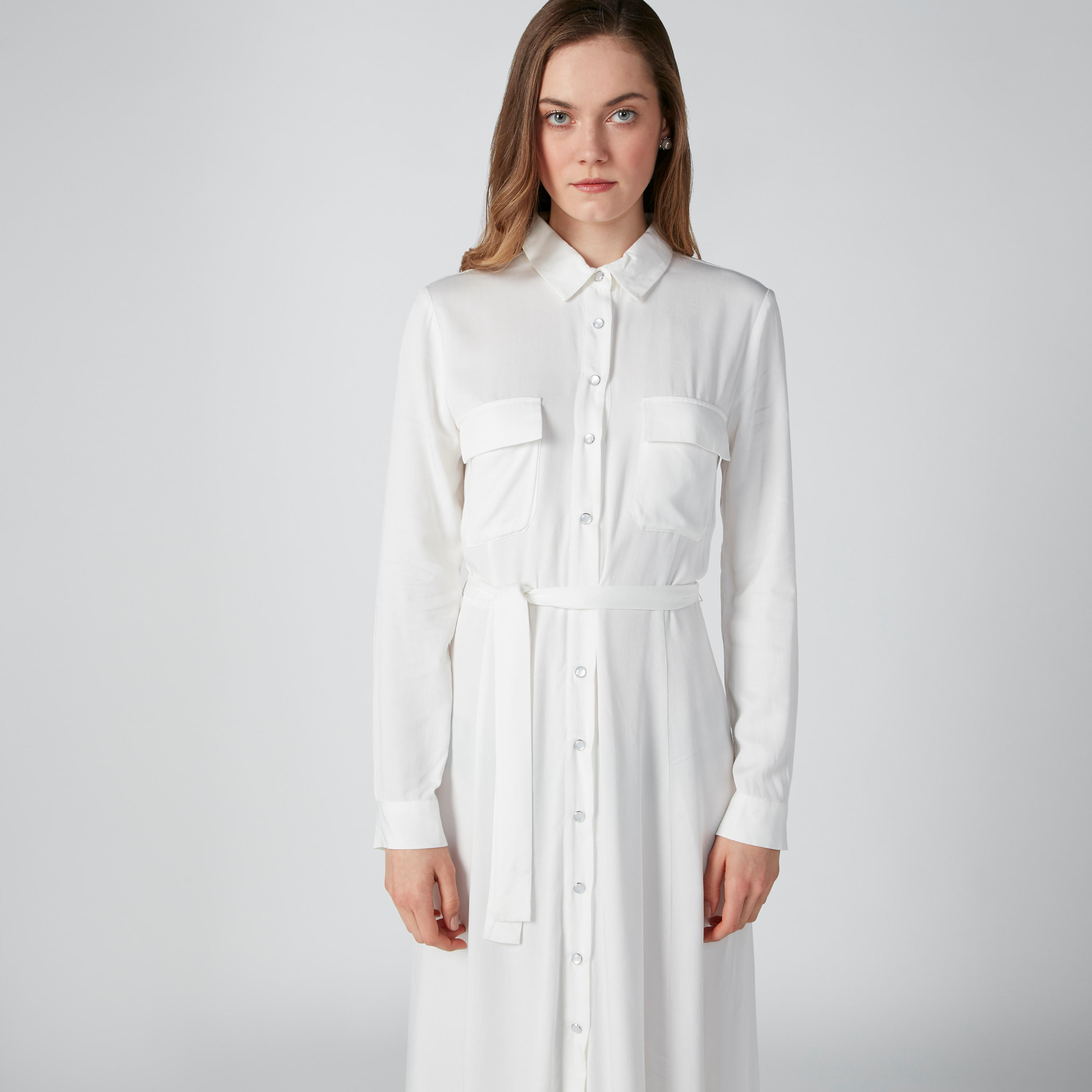 فستان قميص طويل إيه لاين بأربطة وجيوب من لي كوبر-women-clothing-dresses-image-5