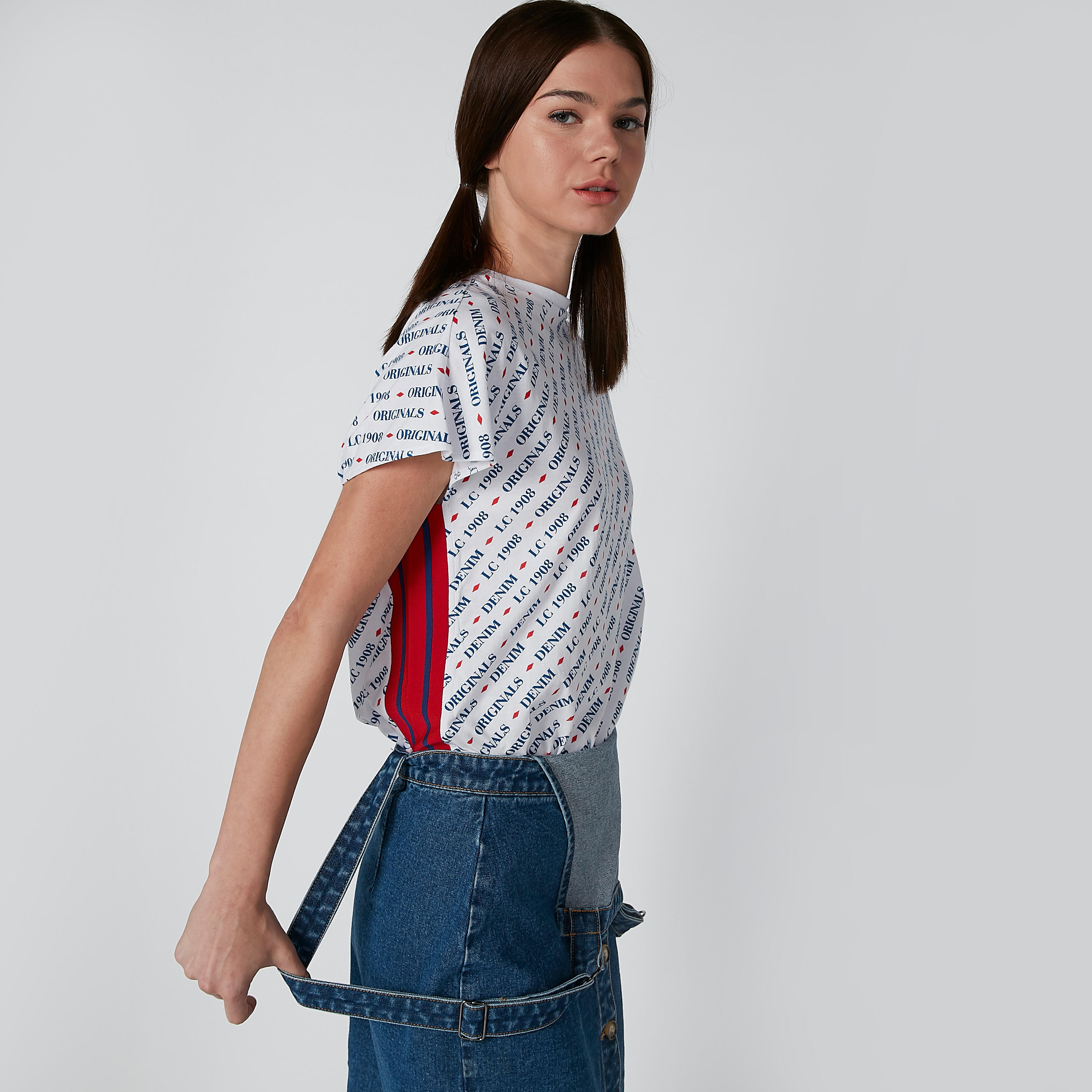 تيشيرت بأكمام كاب وشريطة وطبعات من لي كوبر-women-clothing-tshirts-image-4
