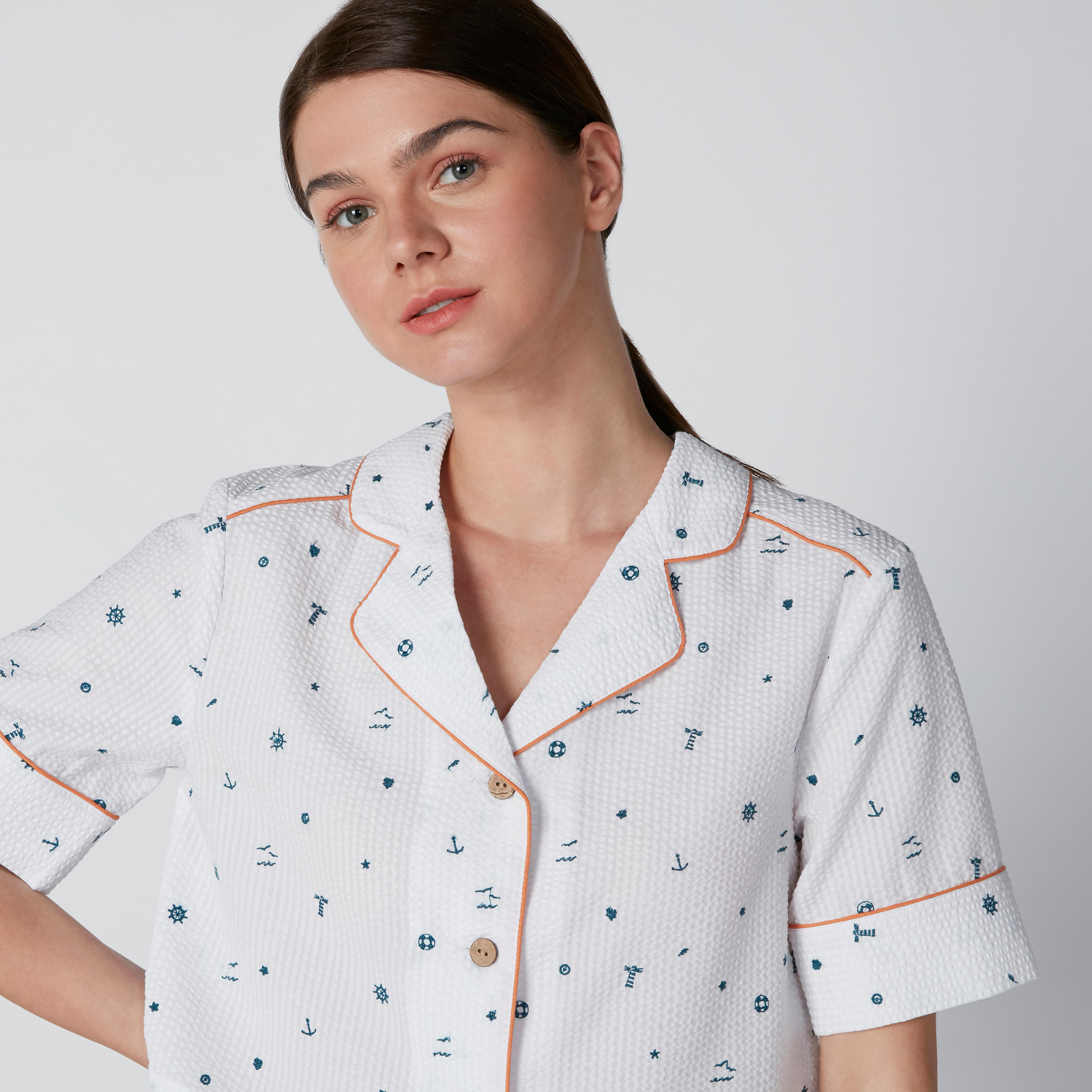 قميص بأكمام قصيرة وطبعات من لي كوبر-women-clothing-shirtsandblouses-shirts-image-4