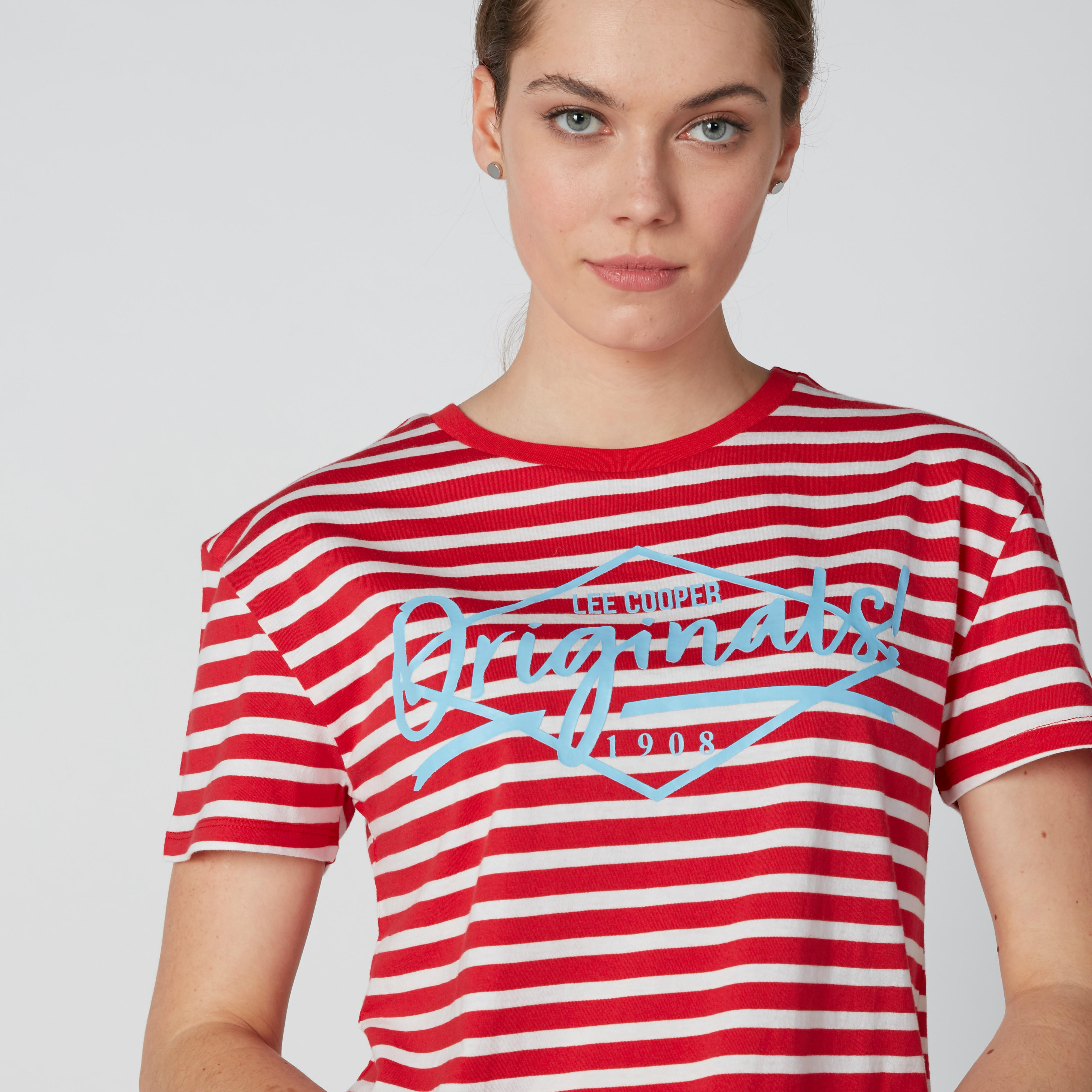 تيشيرت مستدام مقلّم من لي كوبر-women-clothing-tshirts-image-4