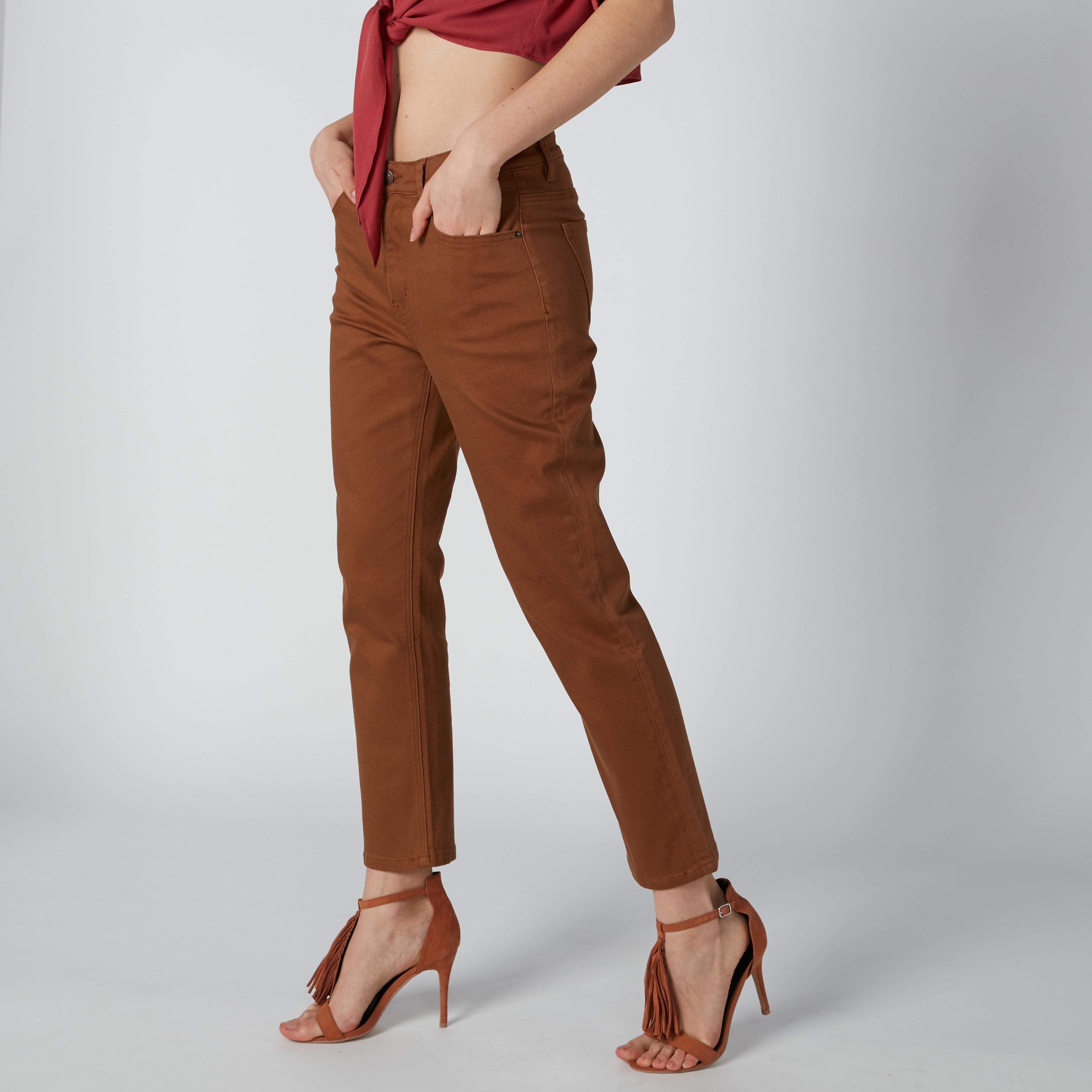 بنطلون مستدام جينز بخصر متوسط الارتفاع-women-clothing-bottoms-jeans-image-4