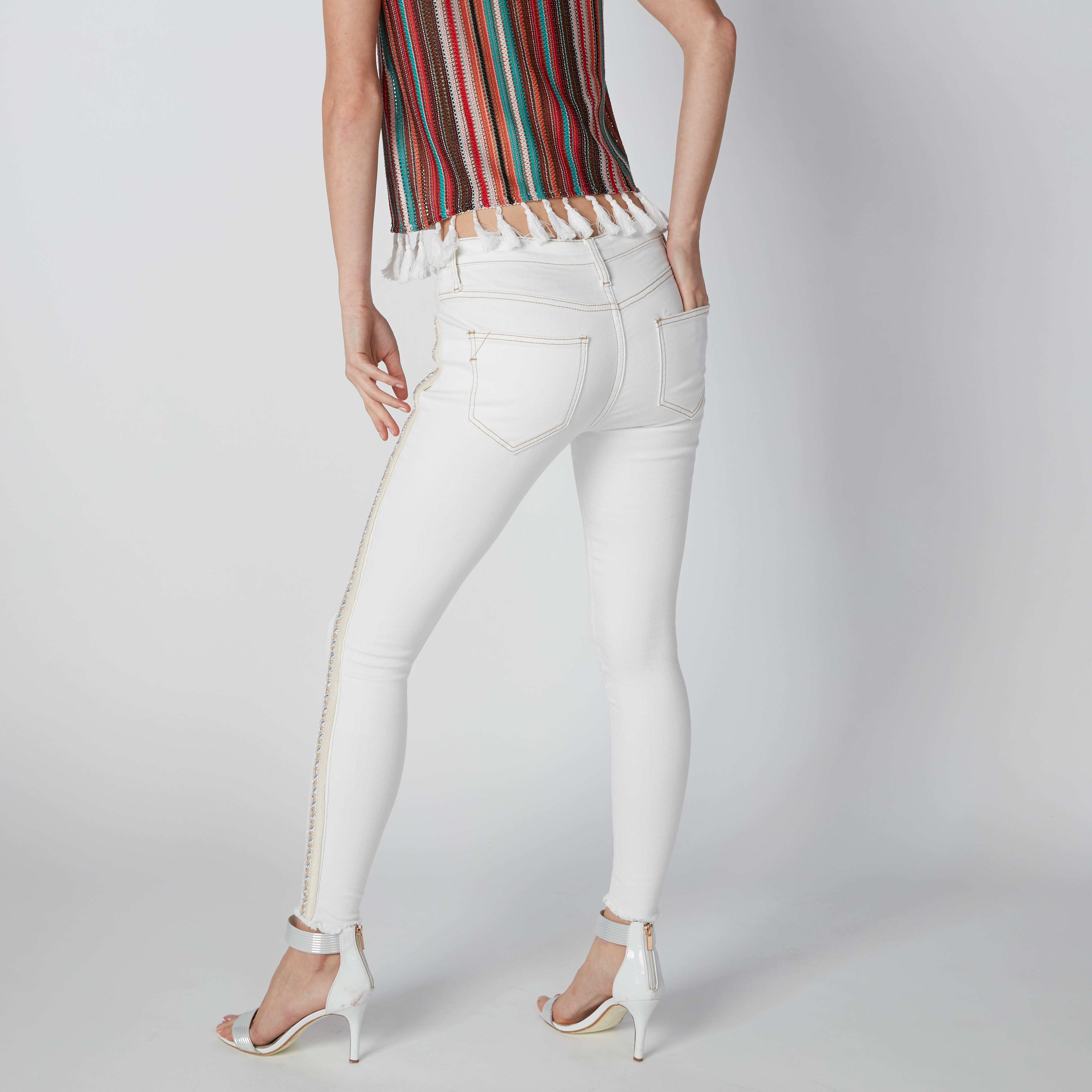بنطلون جينز مستدام بخصر متوسط الارتفاع وحلقات للحزام وشريطة-women-clothing-bottoms-jeans-image-3