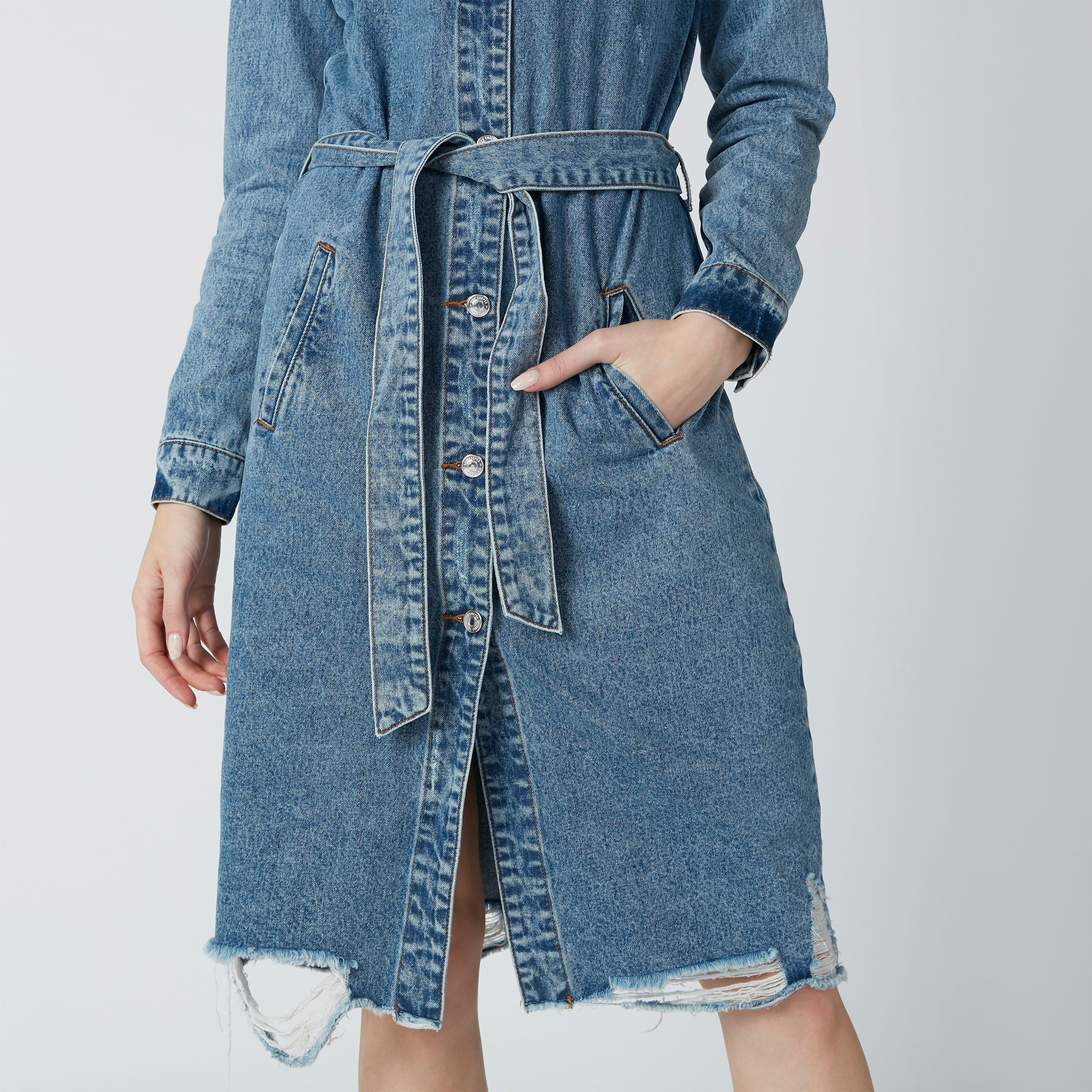 فستان قميص مستدام بتصميم ممّزق وجيوب-women-clothing-dresses-image-5